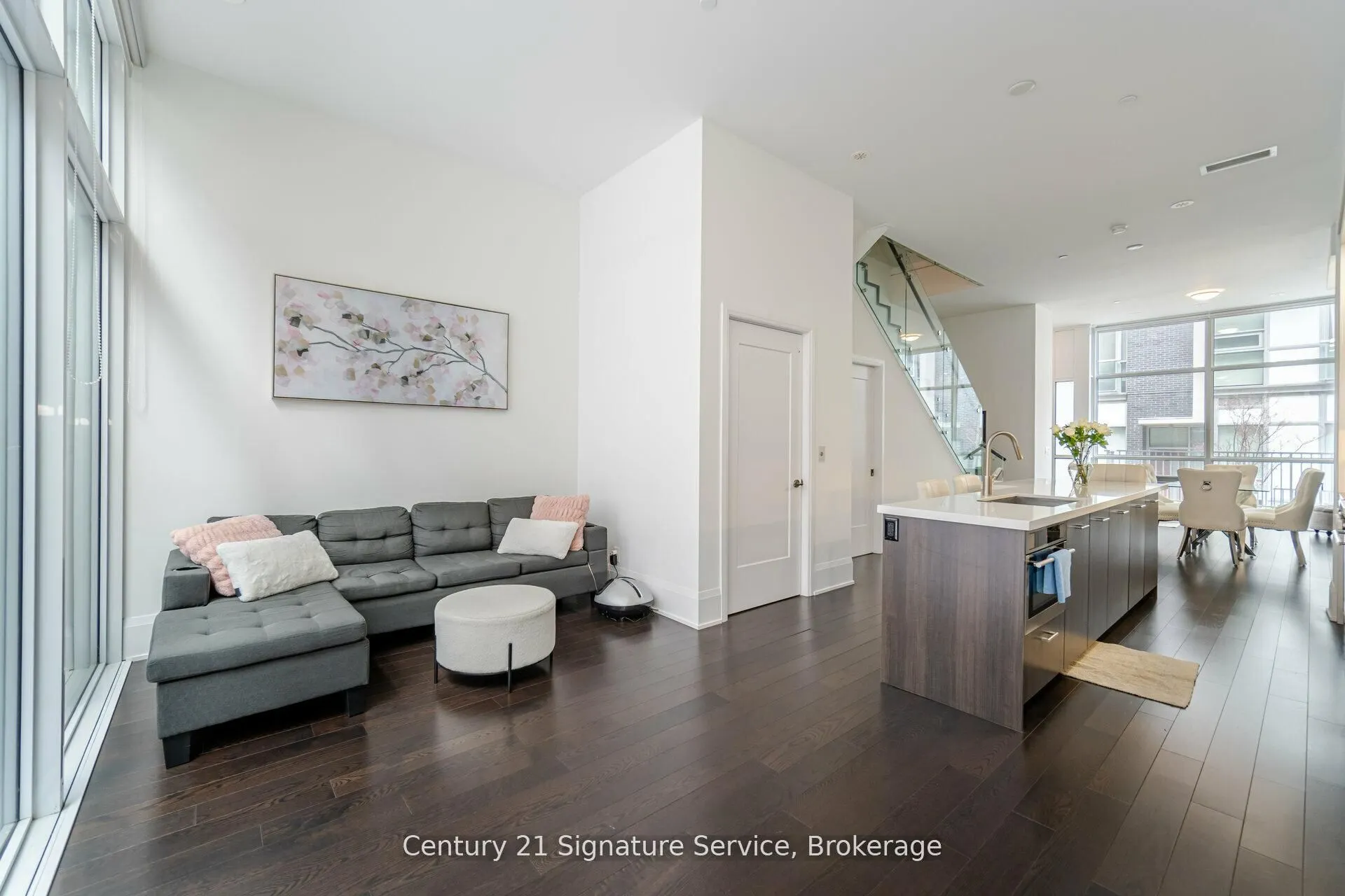 101 Erskine Avenue, #TH05