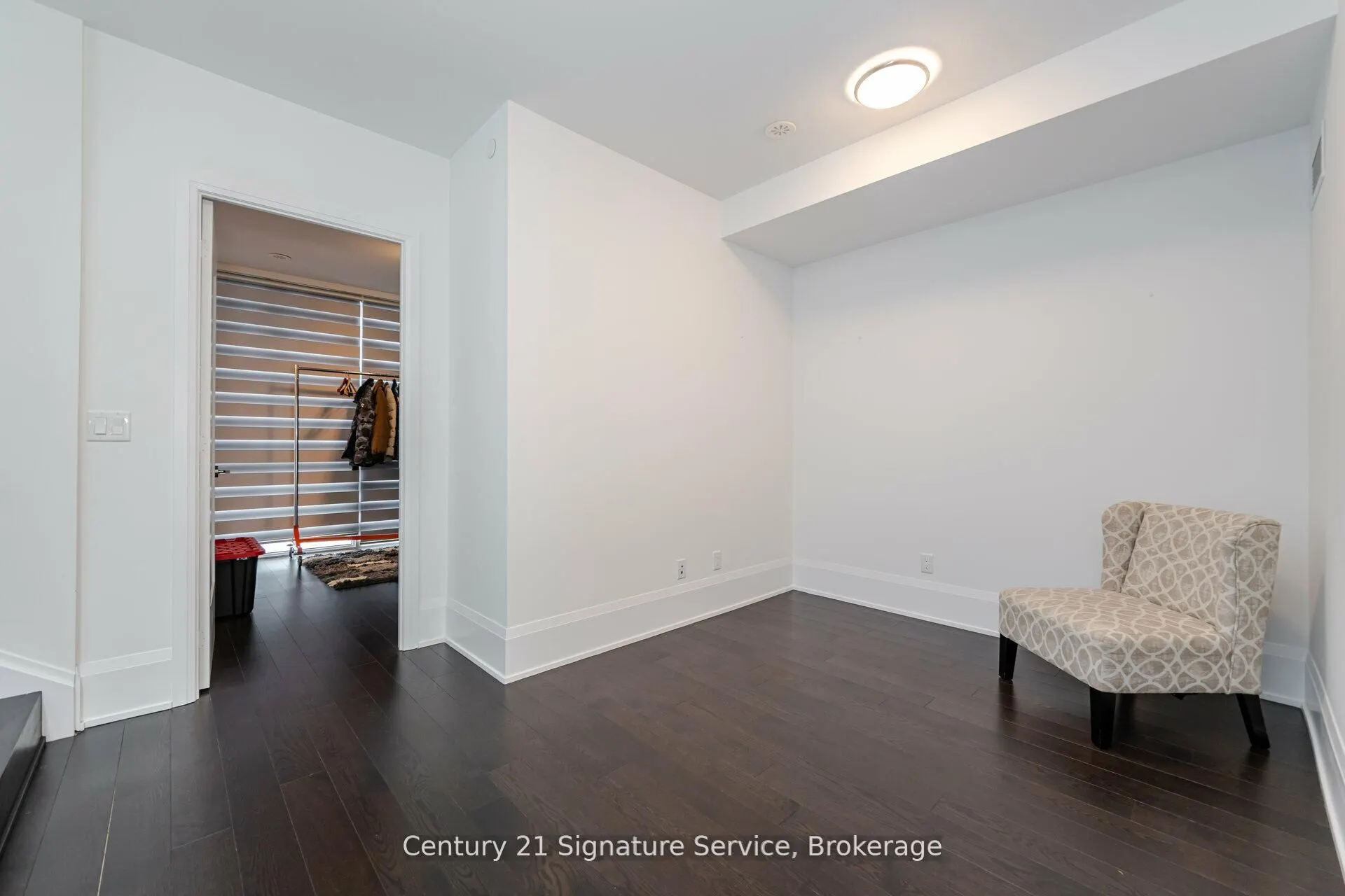 101 Erskine Avenue, #TH05