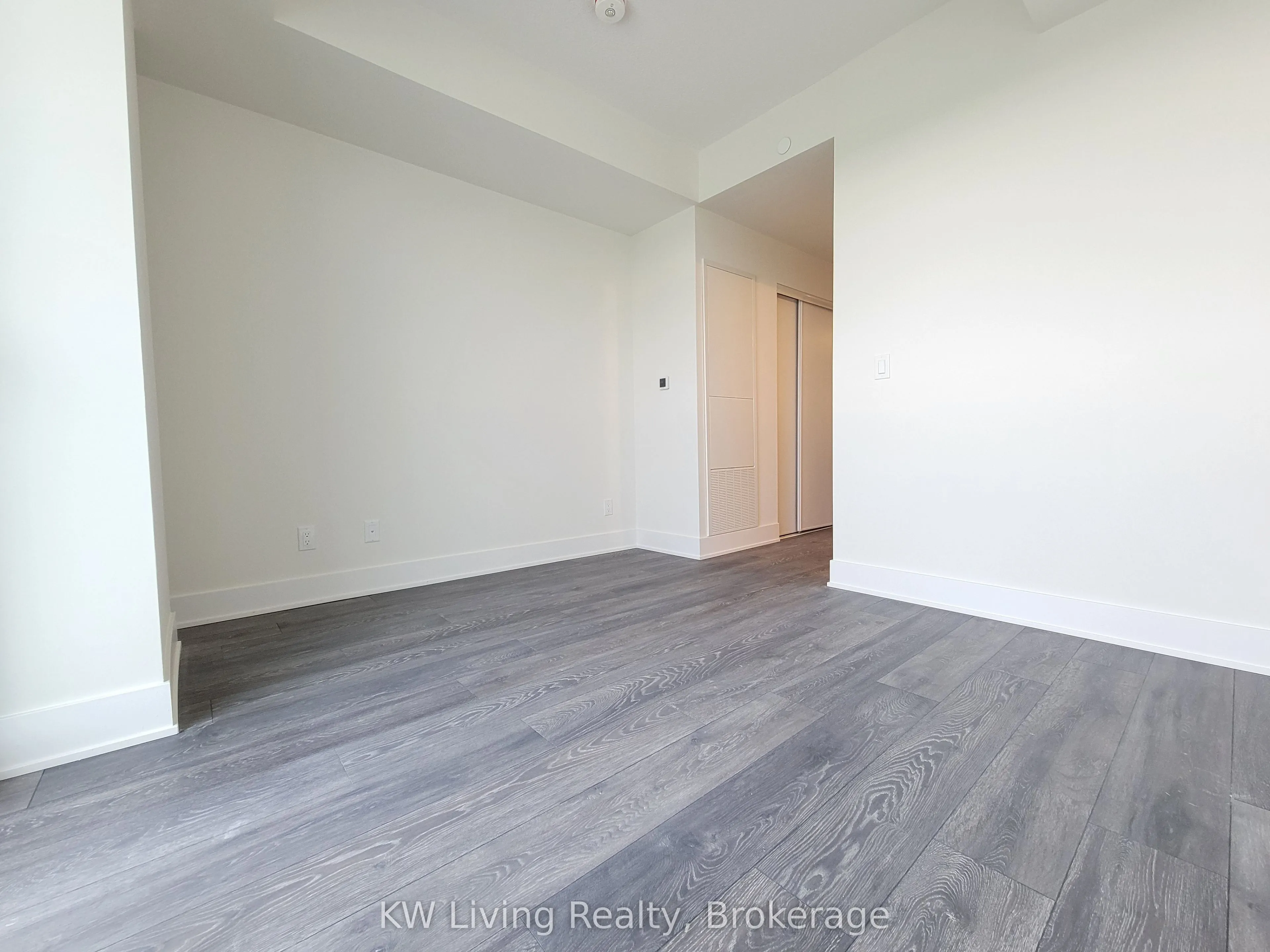 188 Fairview Mall Drive, #1805