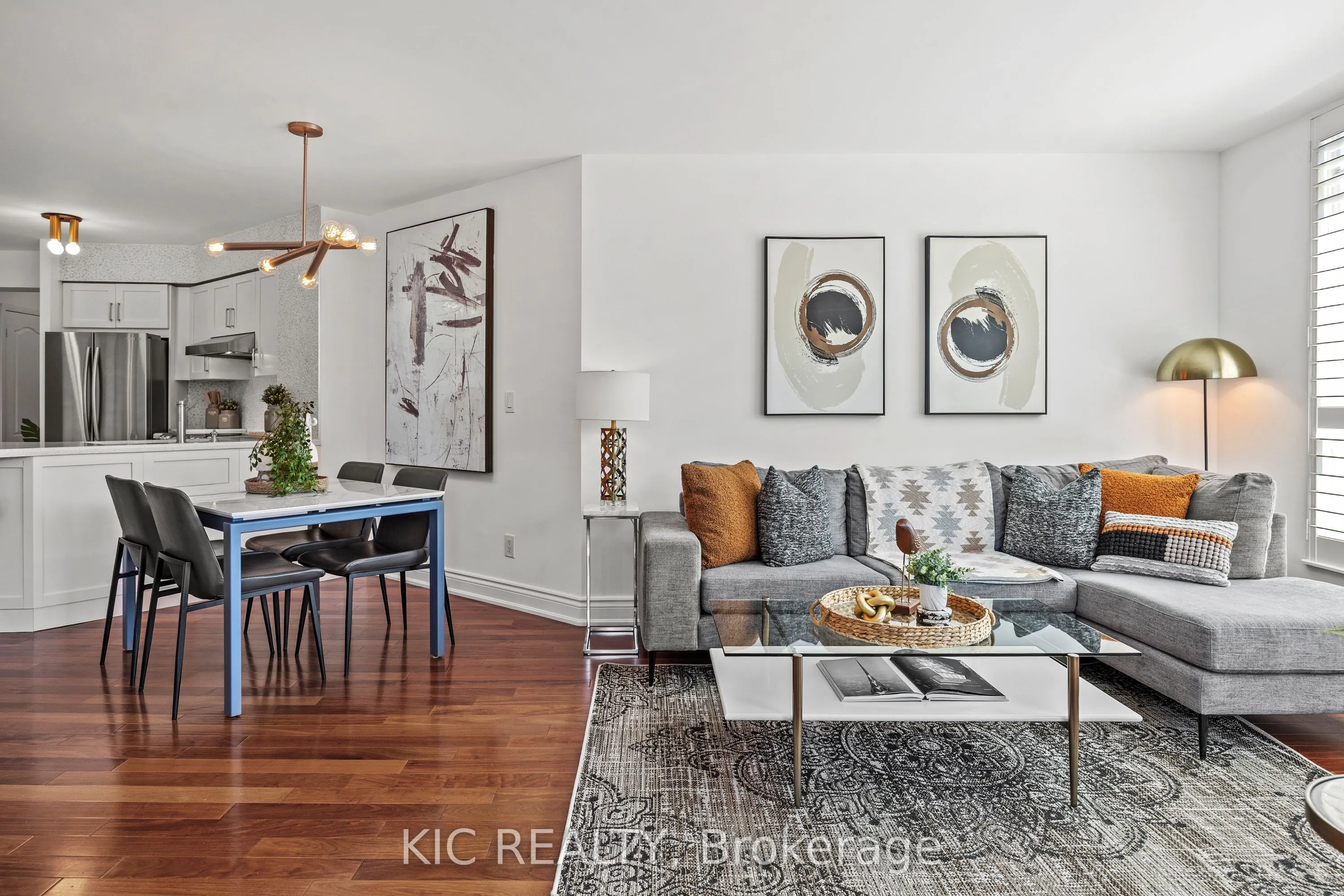219 Fort York Boulevard, #409