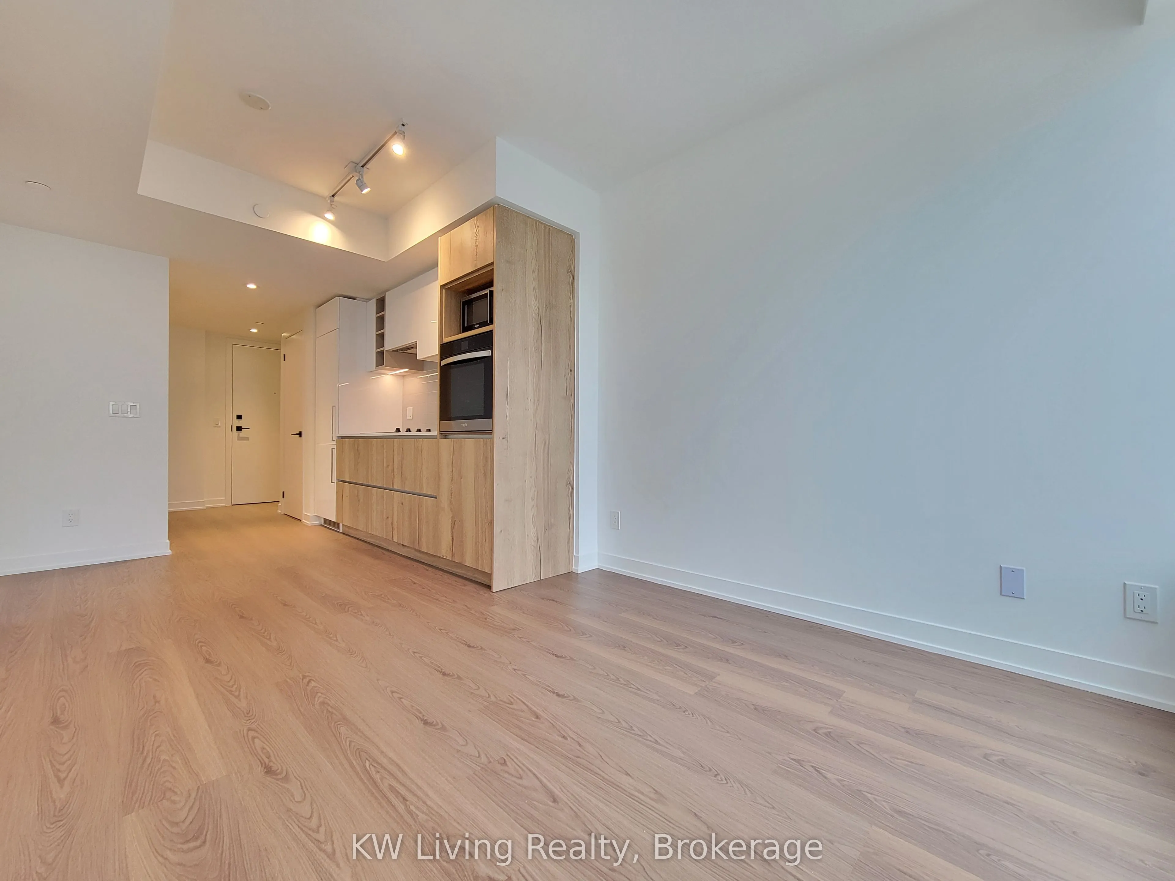 319 Jarvis Street, #4002