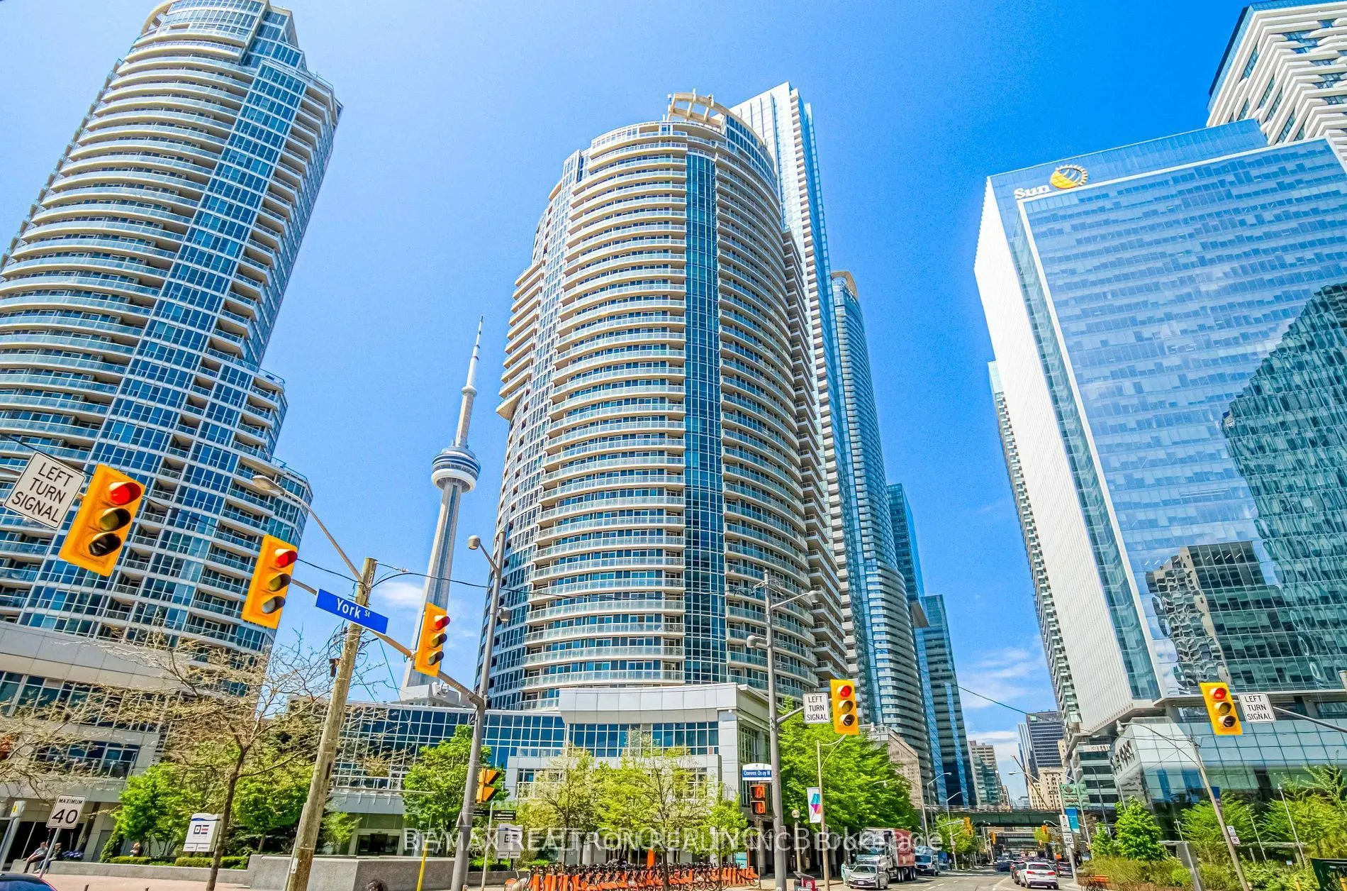 8 York Street, #2301