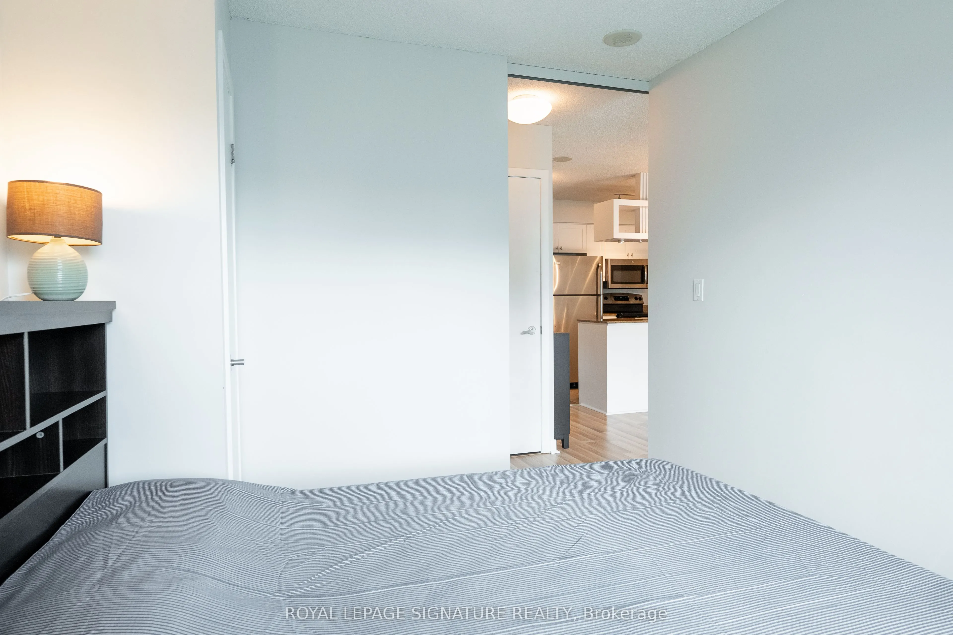 81 Navy Wharf Court, #3011