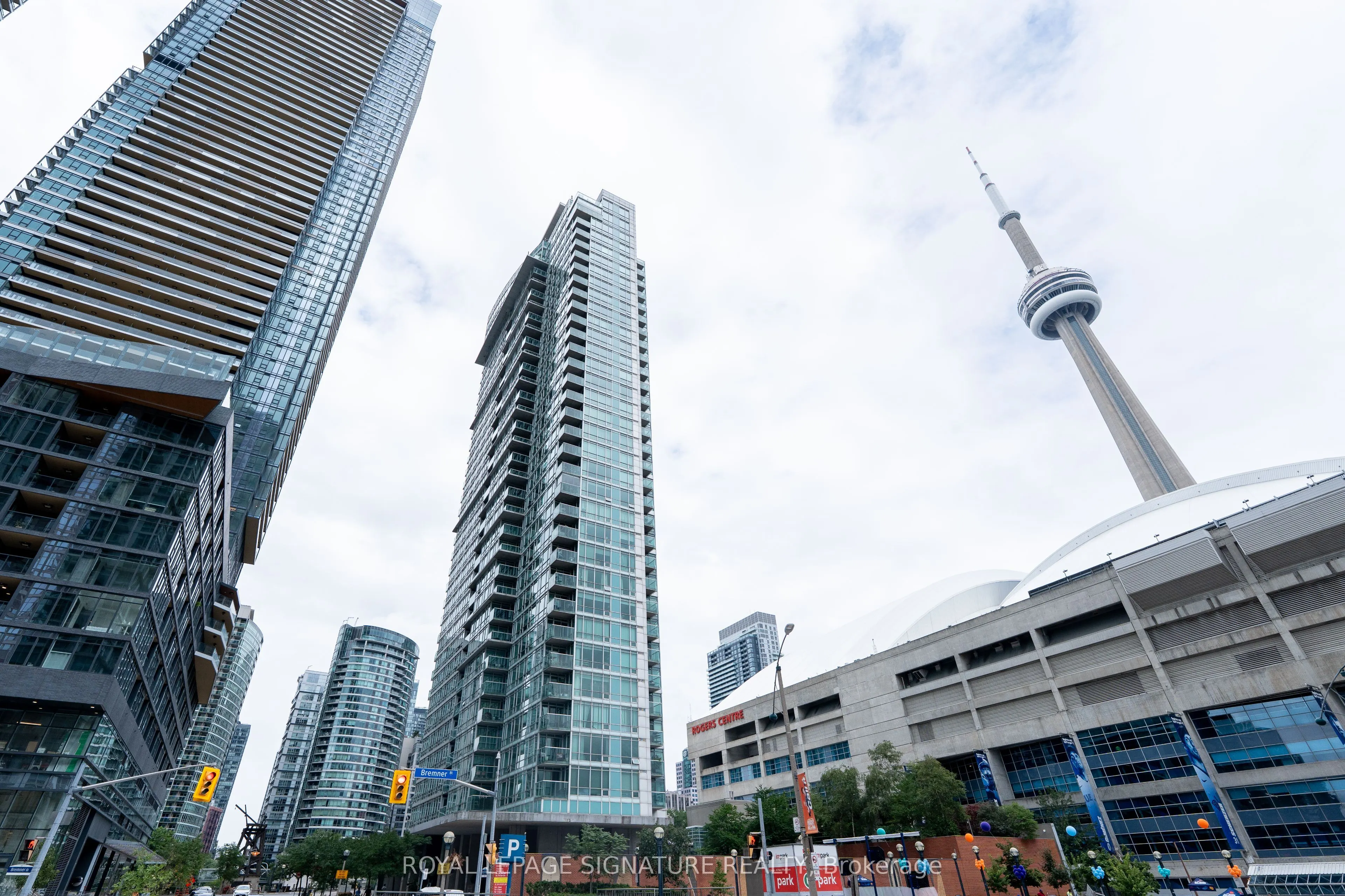 81 Navy Wharf Court, #3011