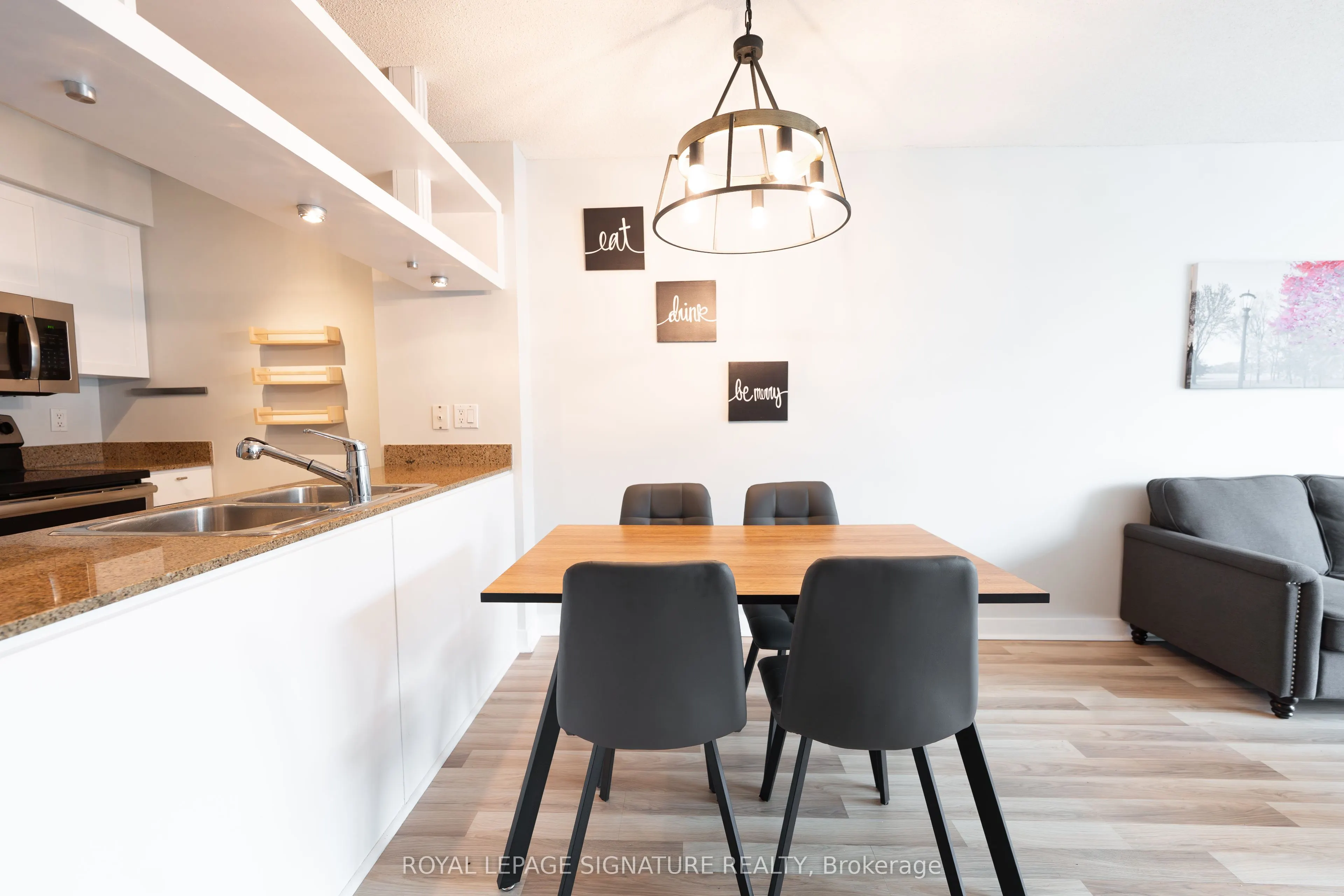 81 Navy Wharf Court, #3011
