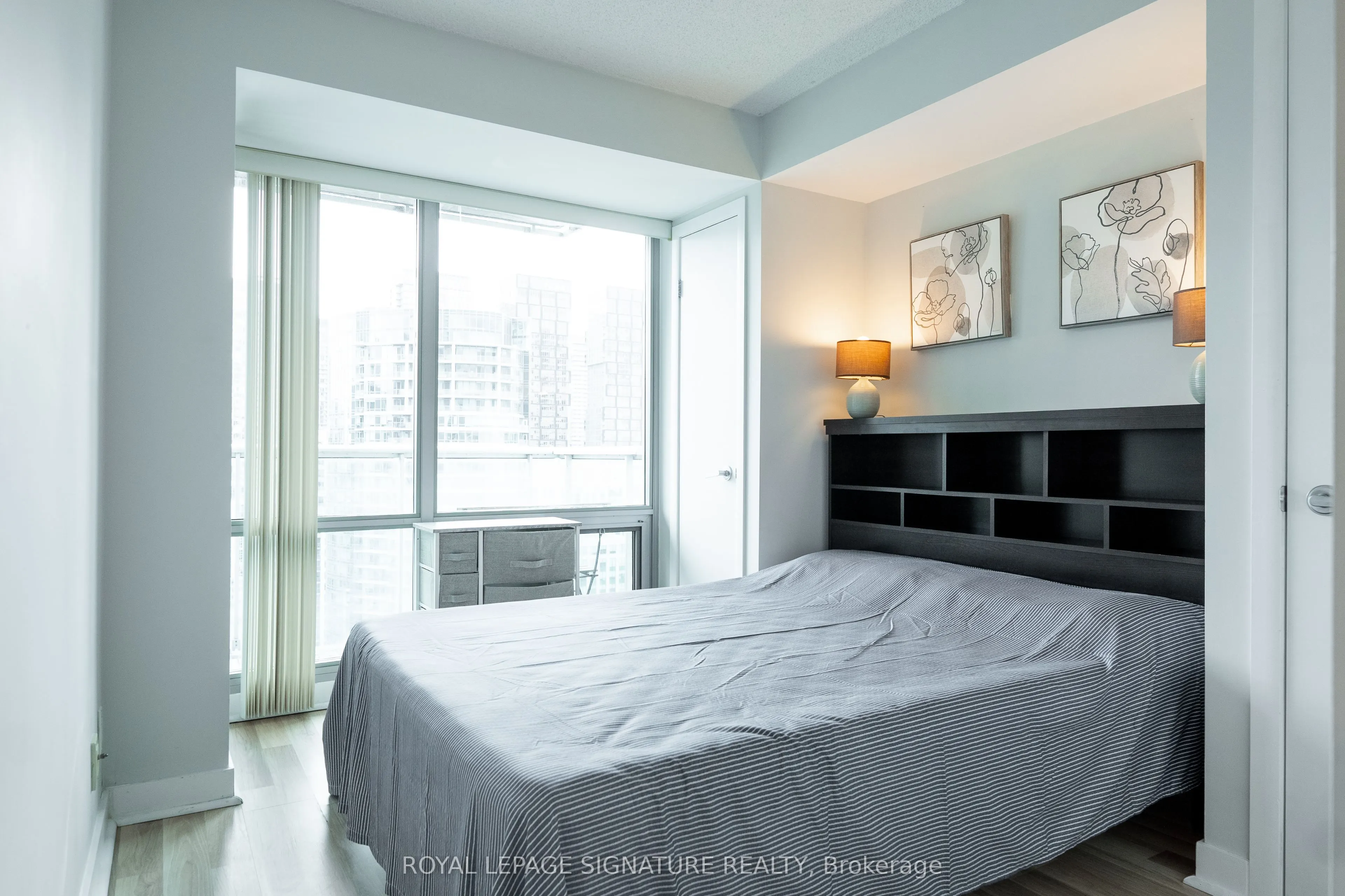81 Navy Wharf Court, #3011