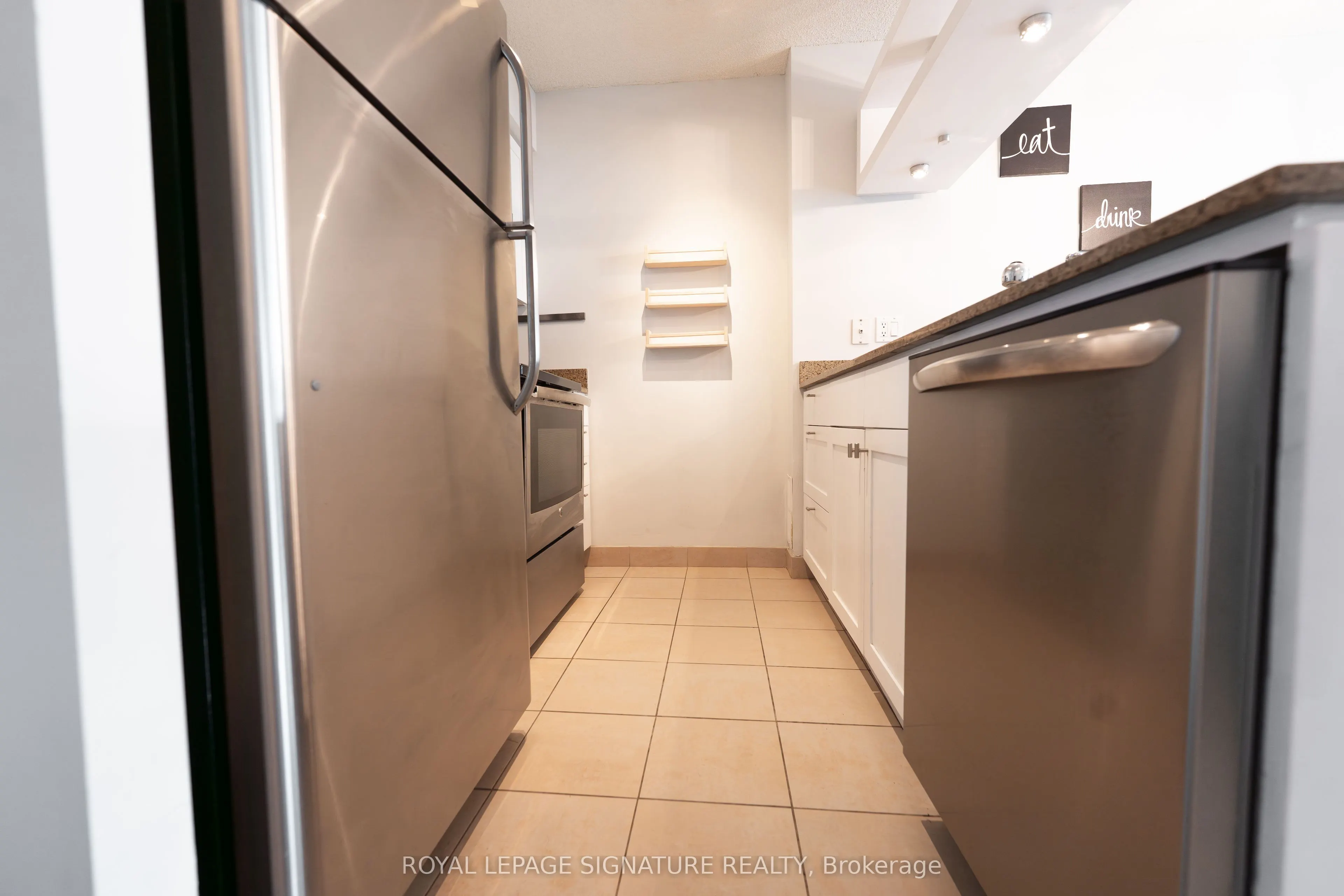 81 Navy Wharf Court, #3011