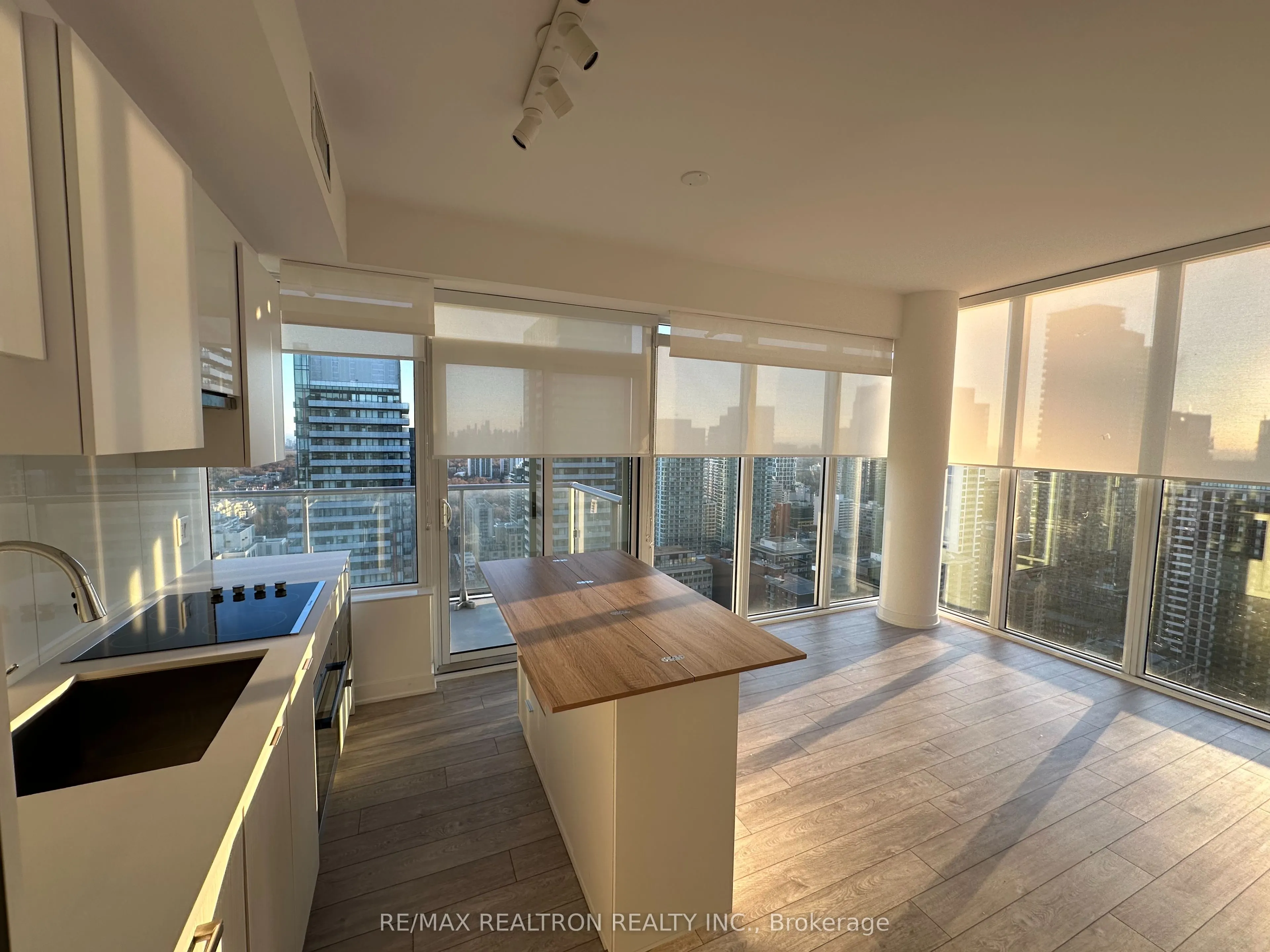 195 Redpath Avenue, #Lph10