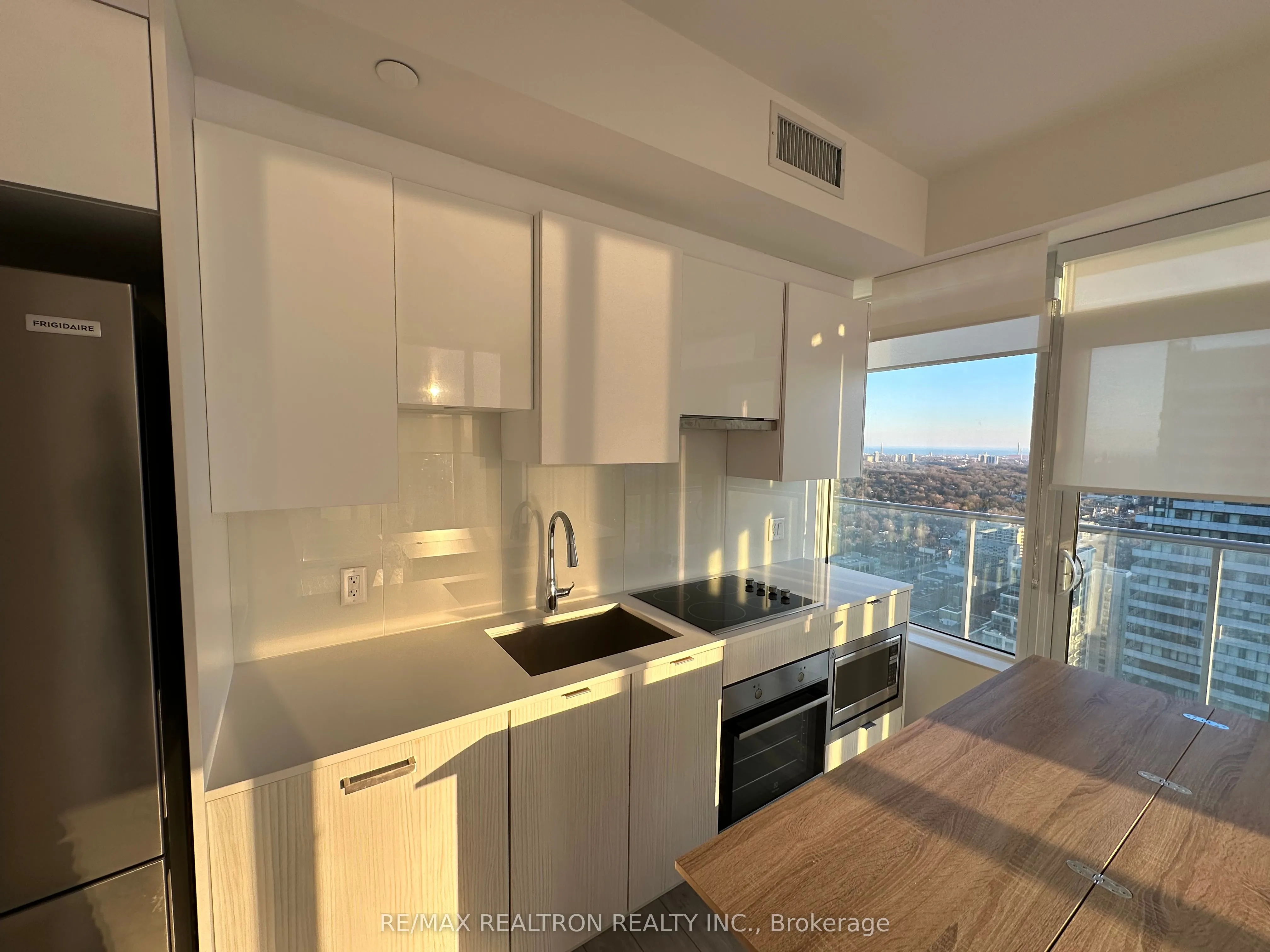 195 Redpath Avenue, #Lph10
