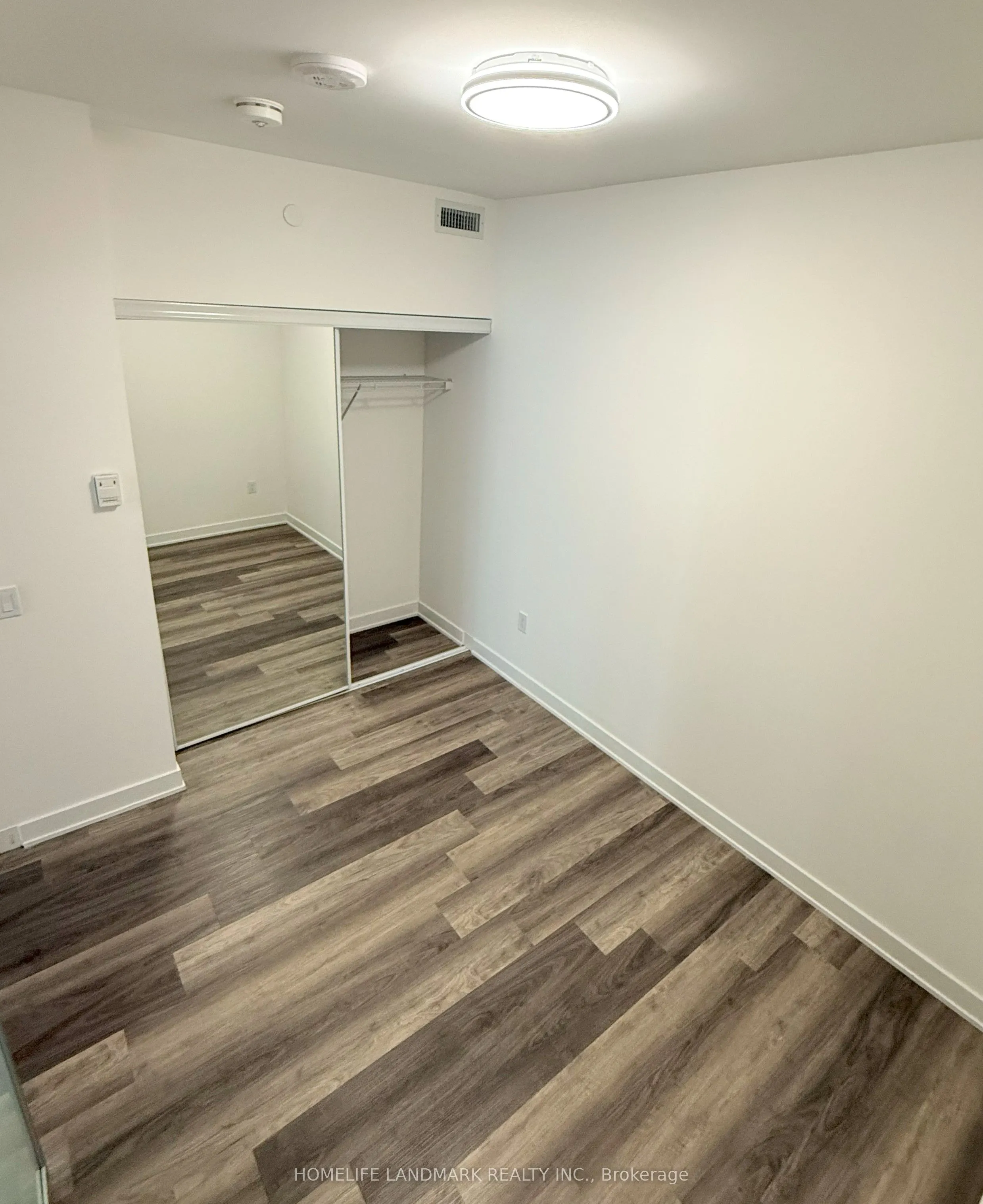 100 dalhousie Street, #3712
