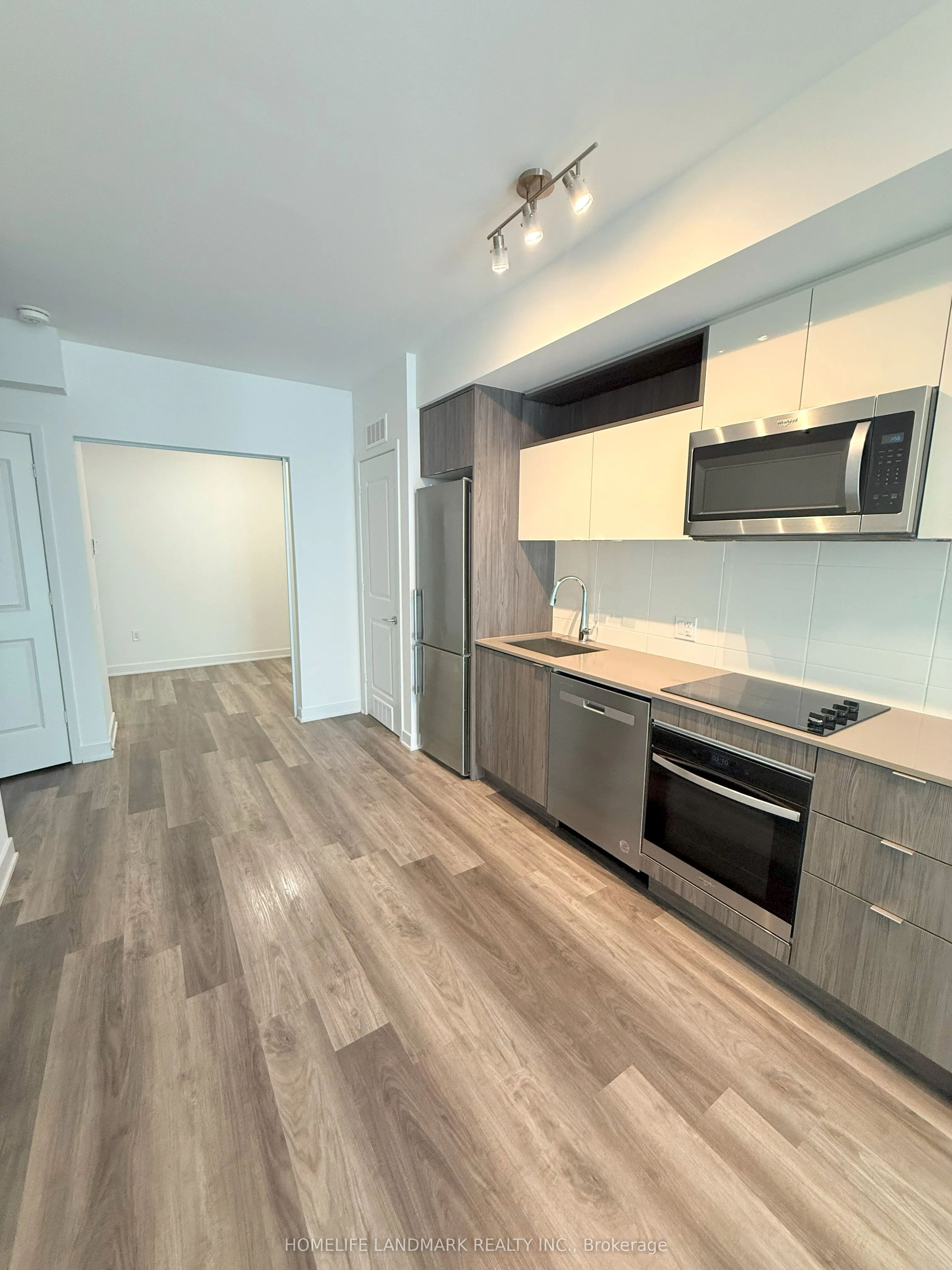 100 dalhousie Street, #3712