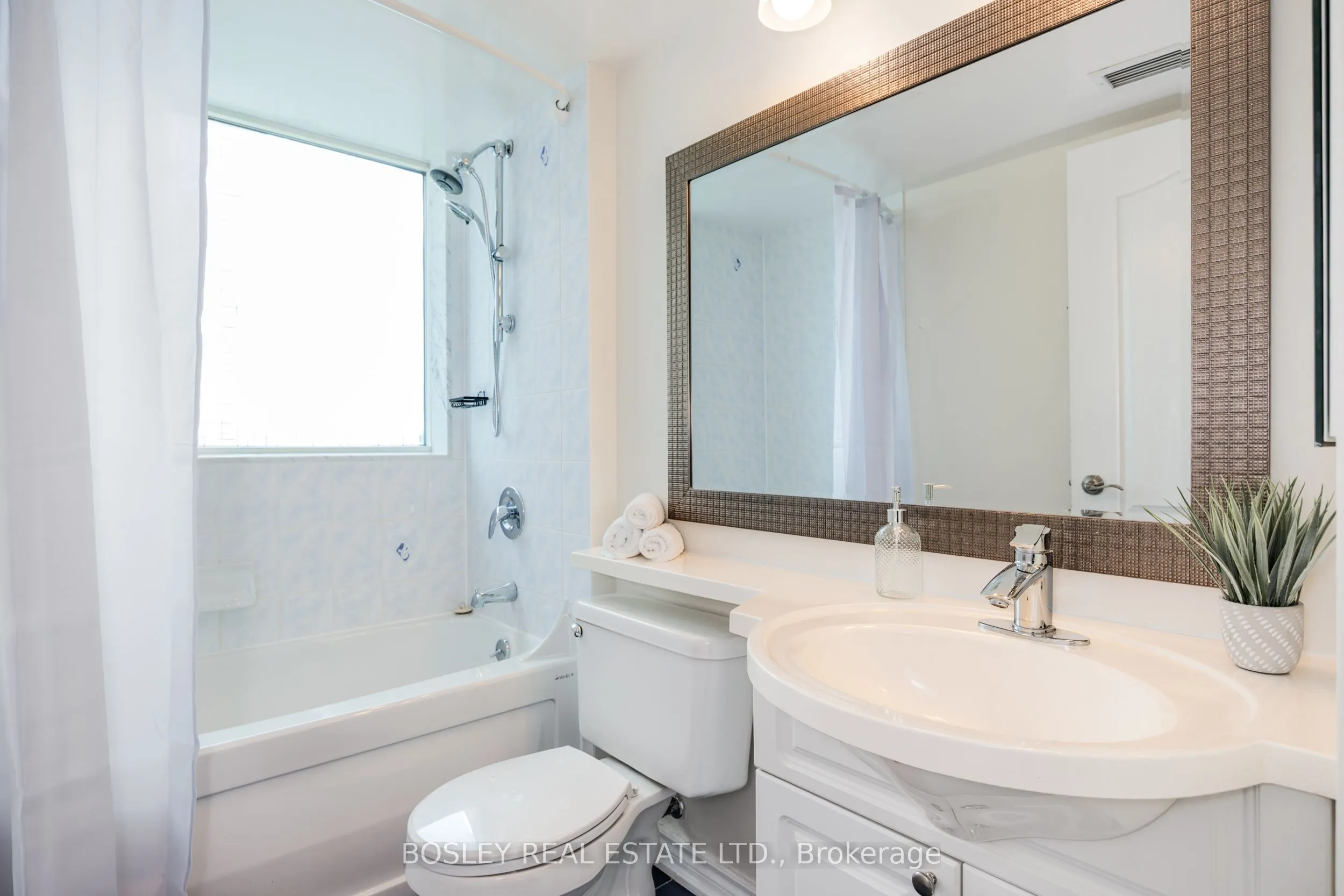 188 Doris Avenue, #703