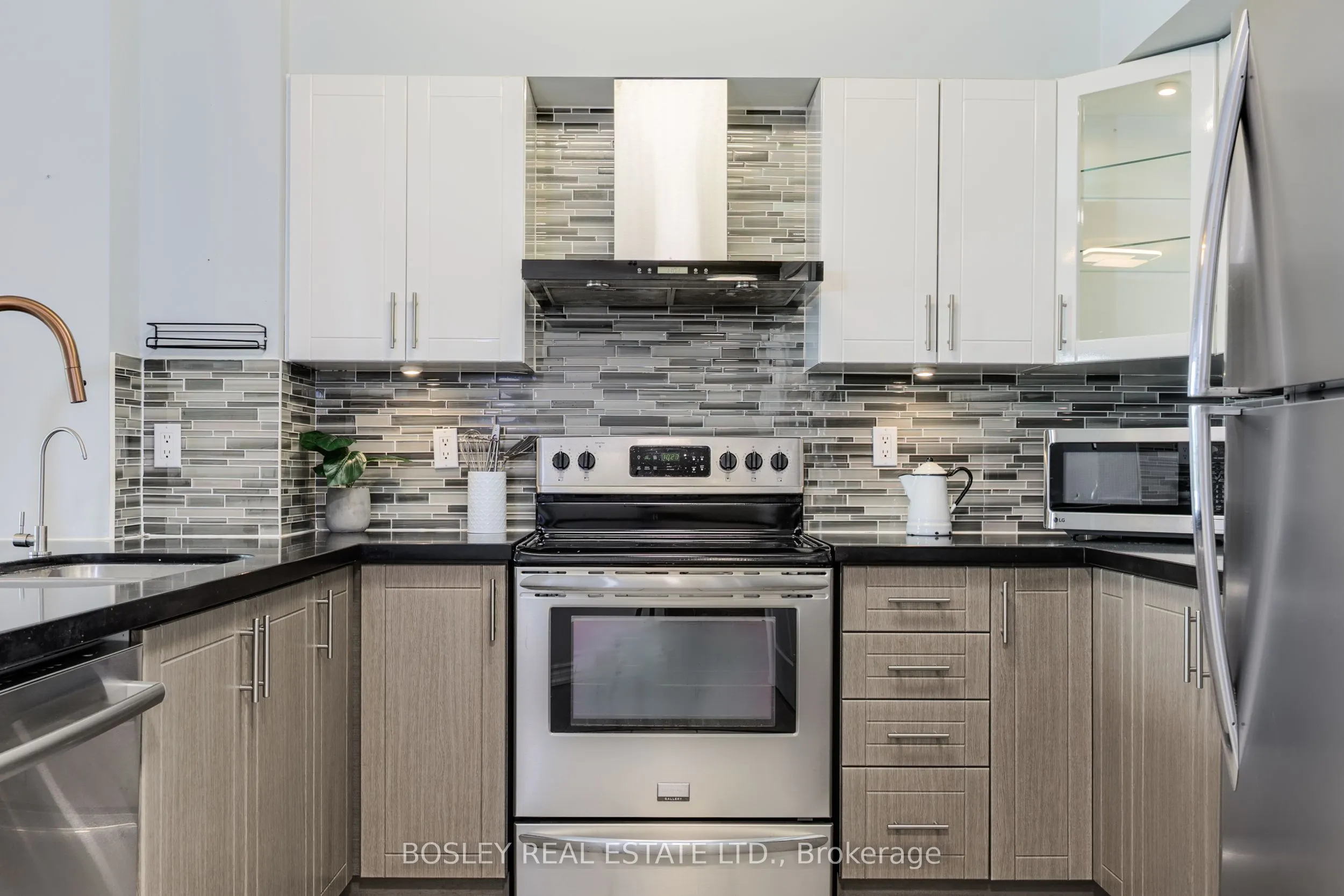 188 Doris Avenue, #703