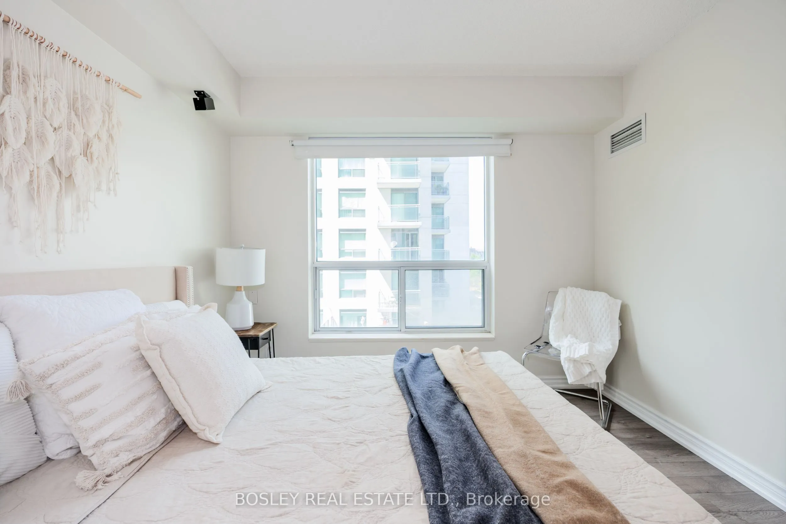 188 Doris Avenue, #703