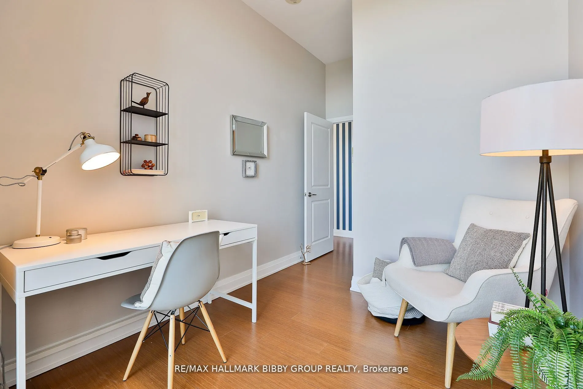 530 St Clair Avenue W, #PH06