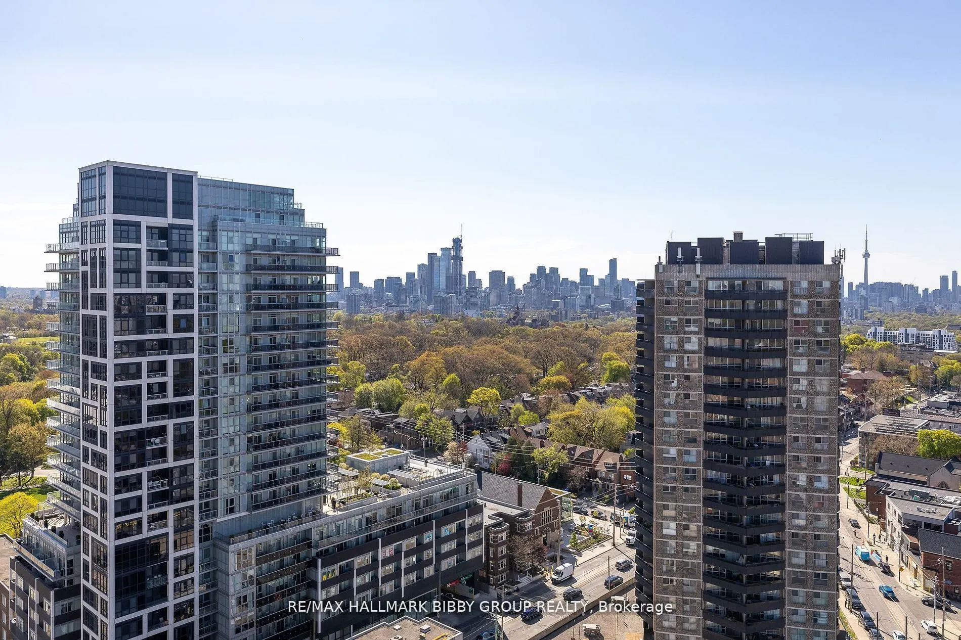 530 St Clair Avenue W, #PH06