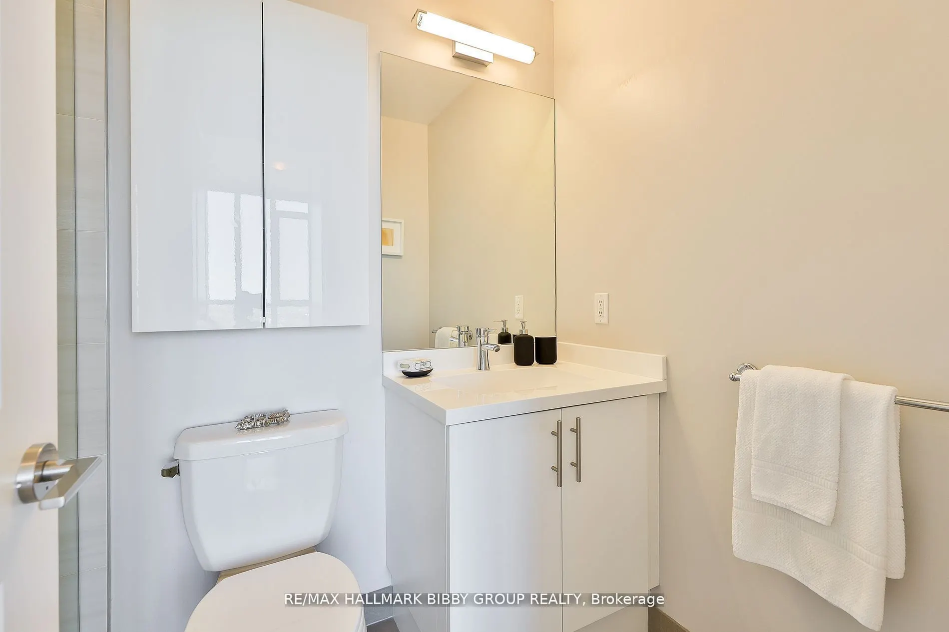 530 St Clair Avenue W, #PH06