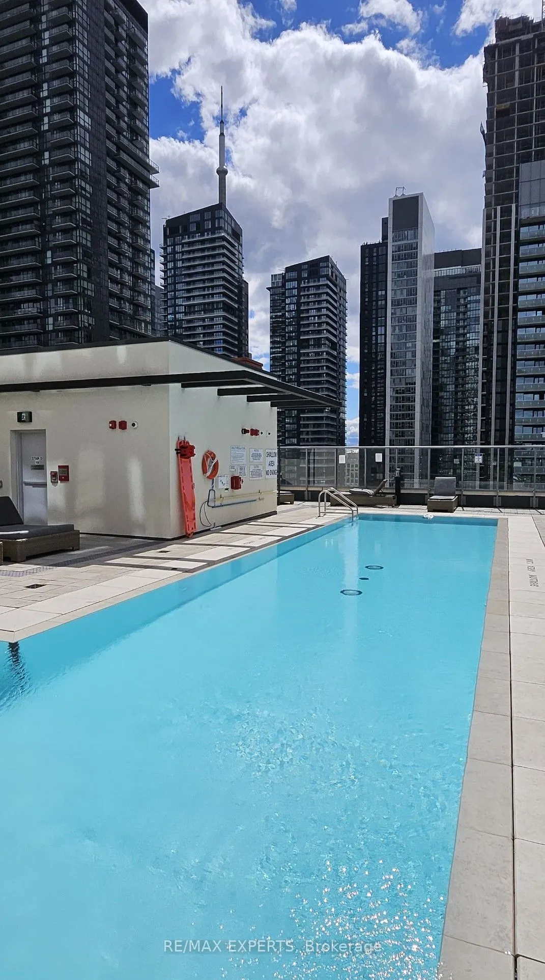 108 Peter Street, #803