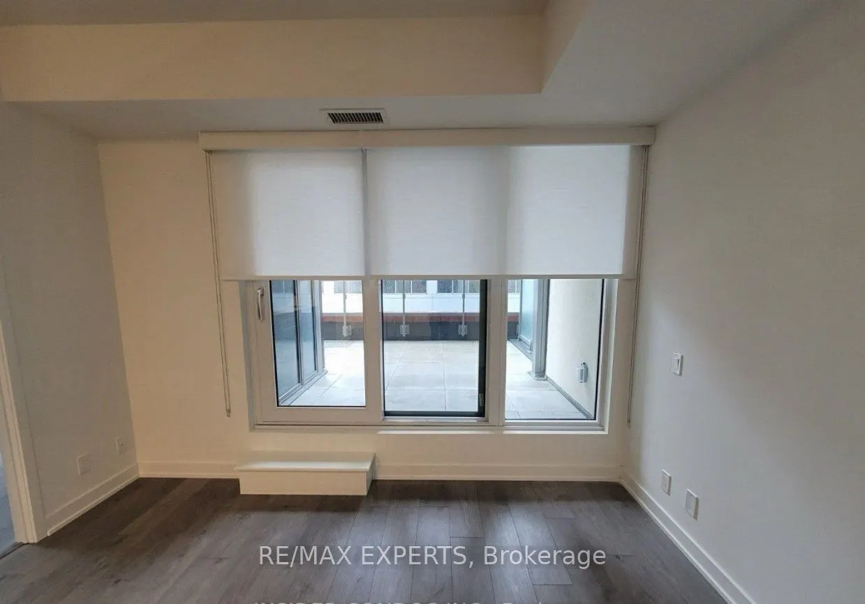 108 Peter Street, #803