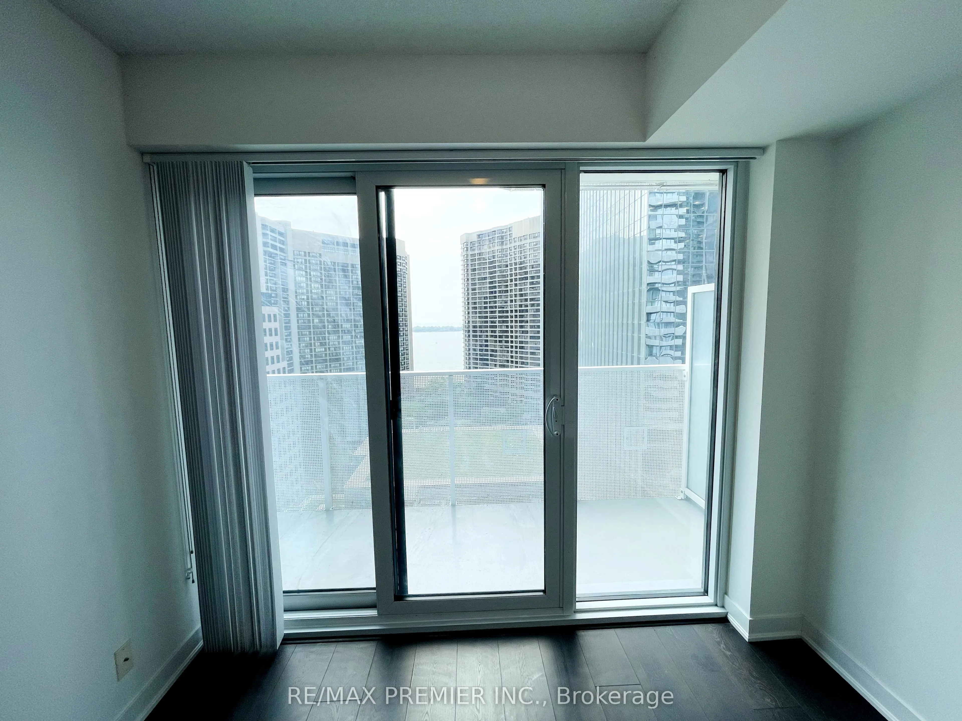 88 Harbour Street, #2008