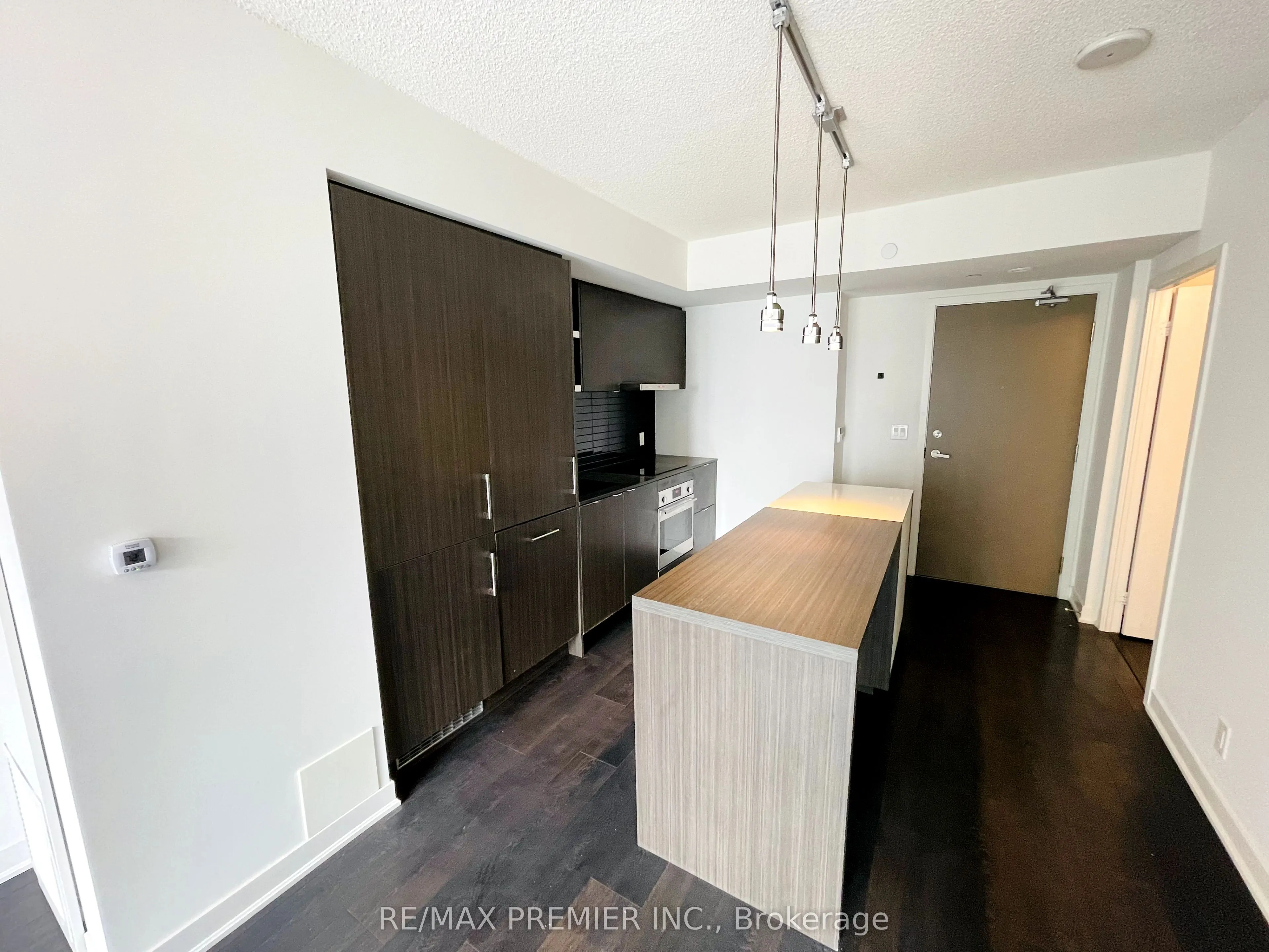 88 Harbour Street, #2008
