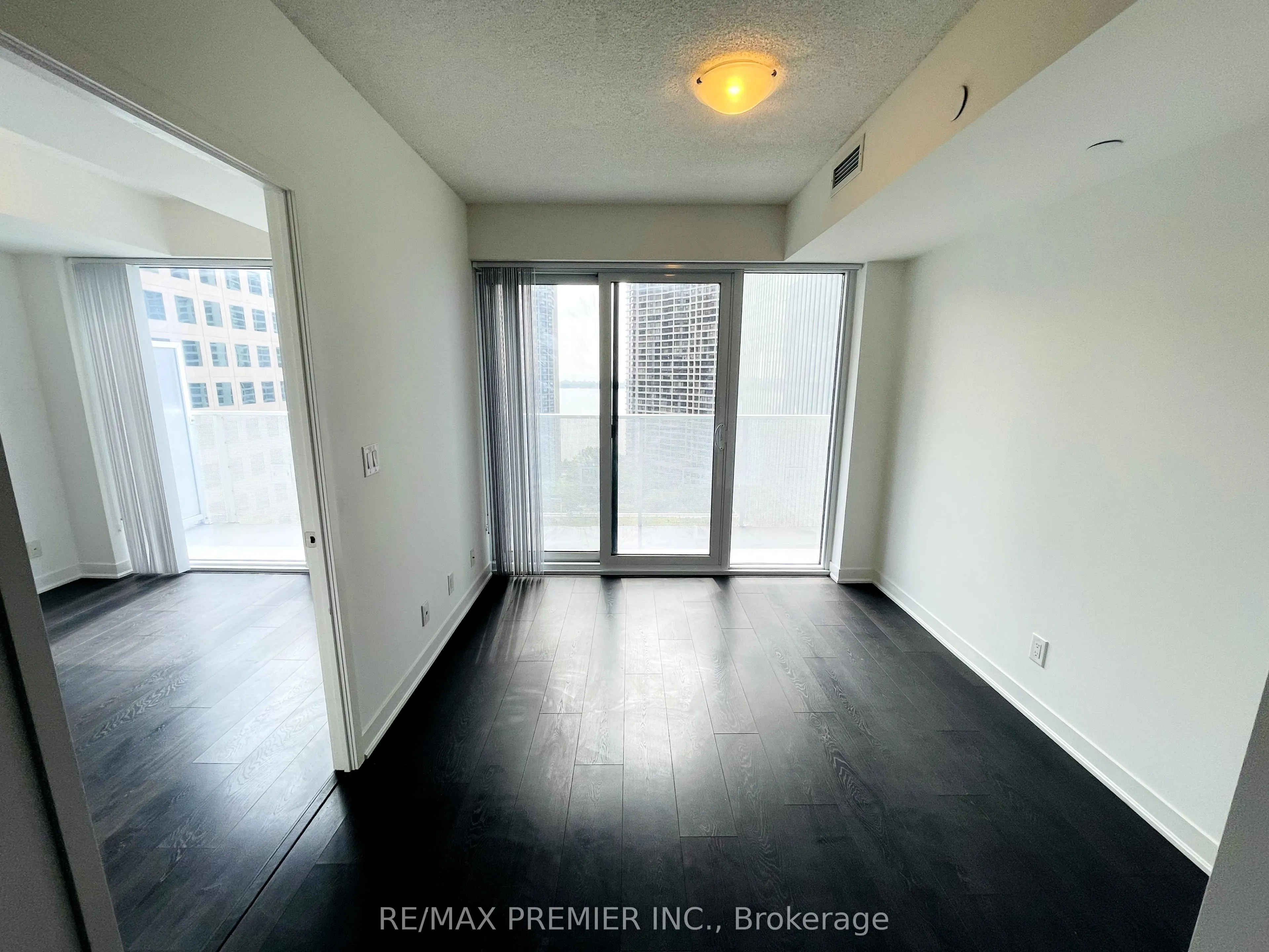 88 Harbour Street, #2008