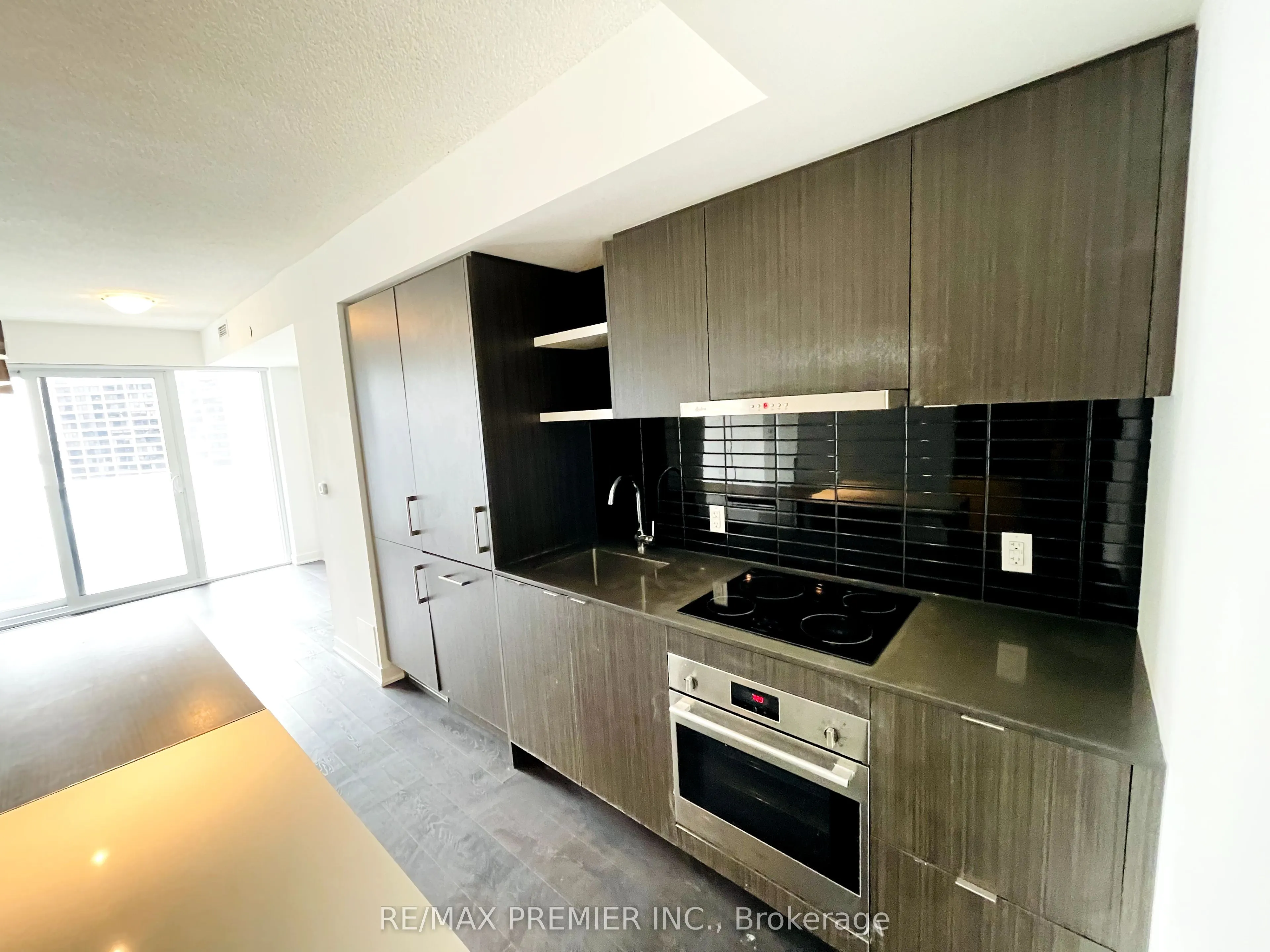 88 Harbour Street, #2008
