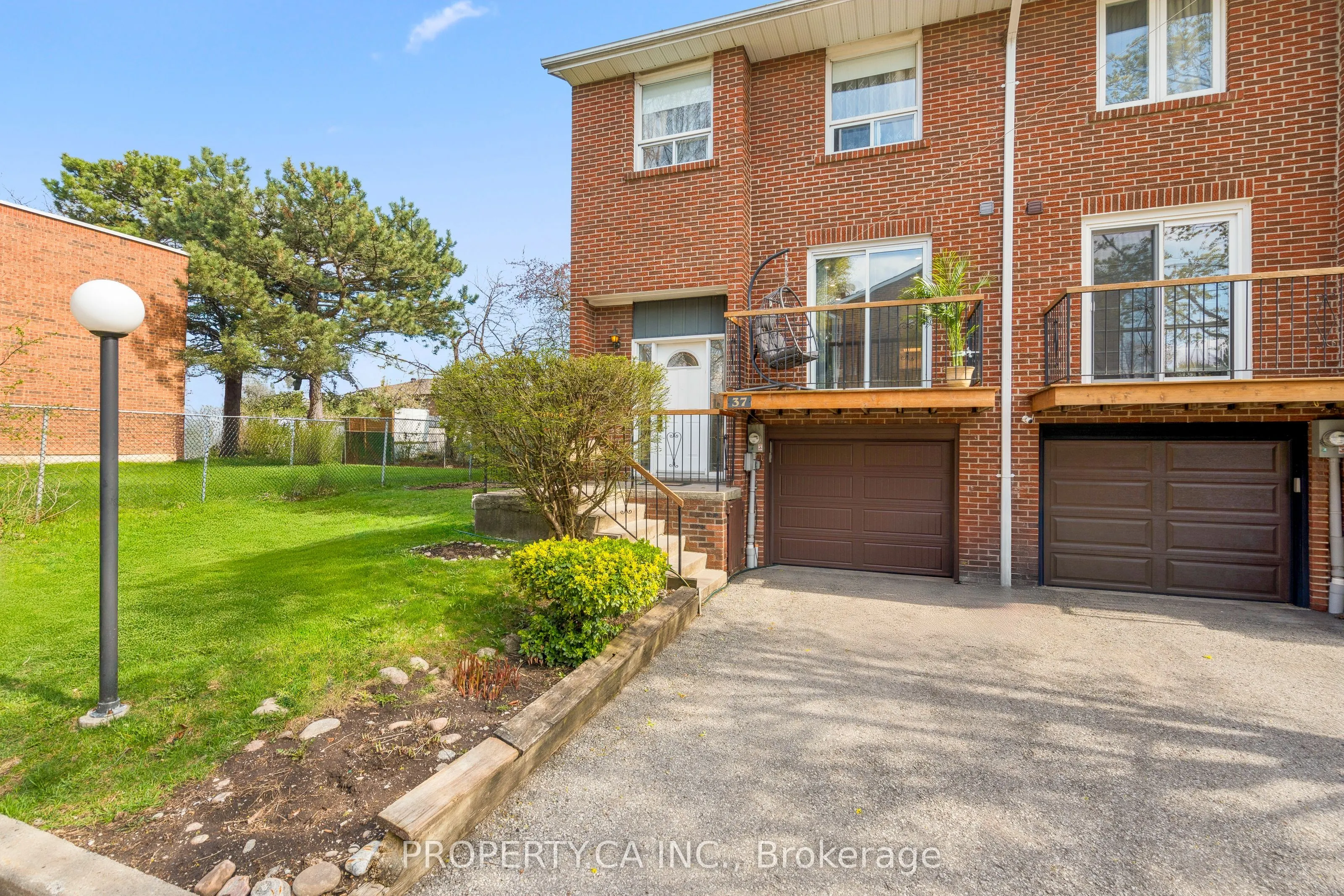 37 Black Hawk Way, #37