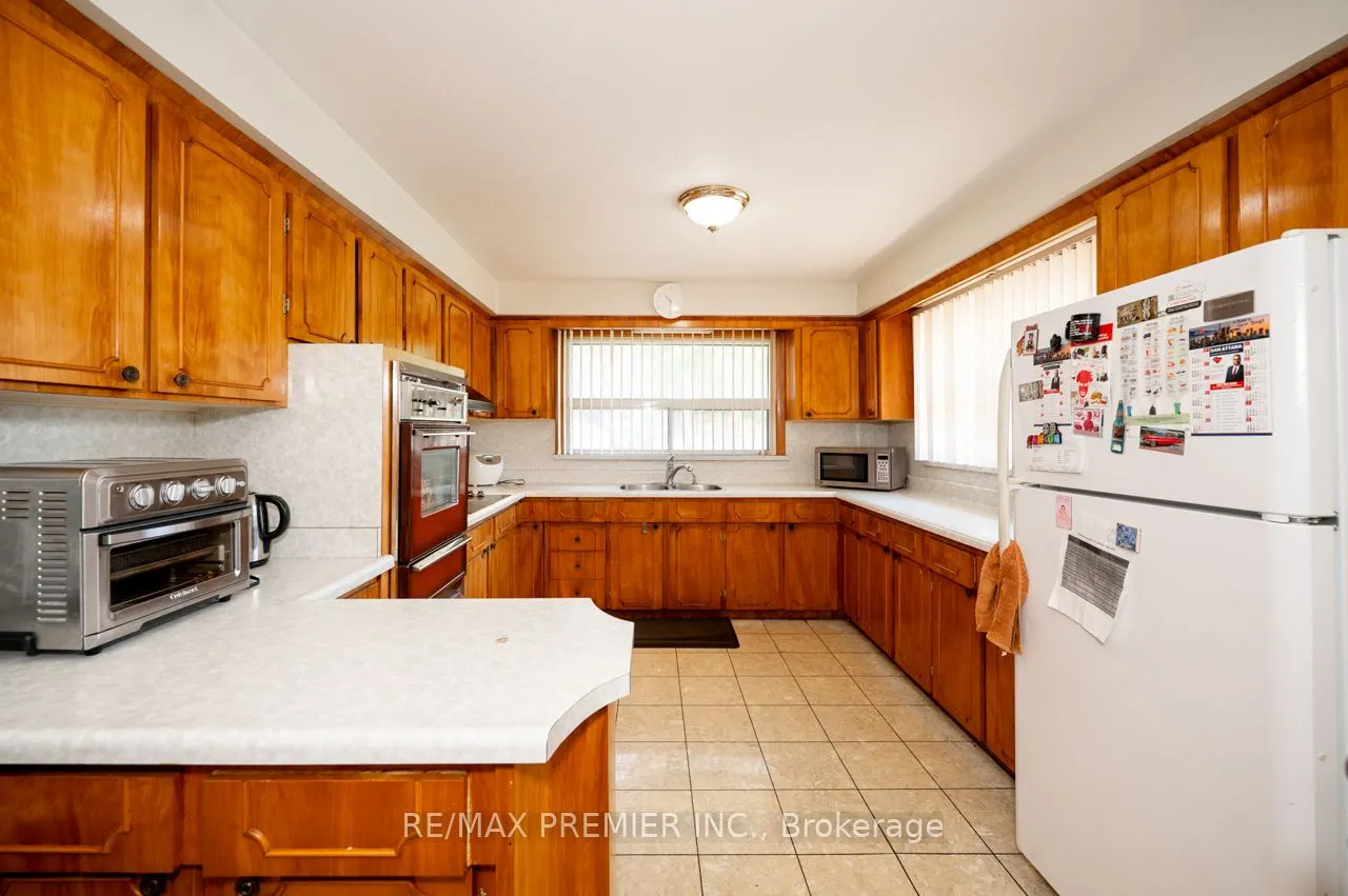 37 Patricia Avenue