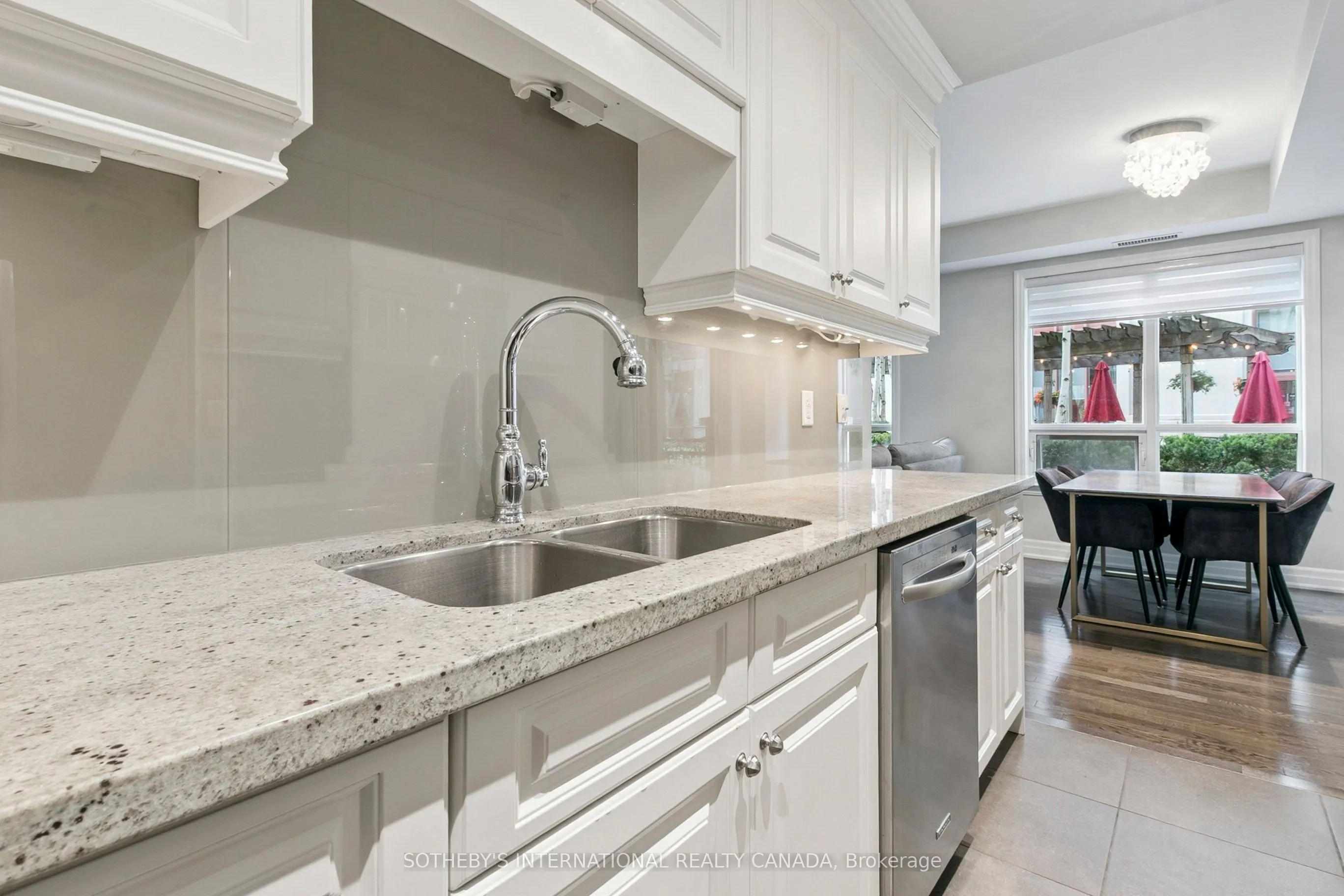 15 Rean Drive, #102