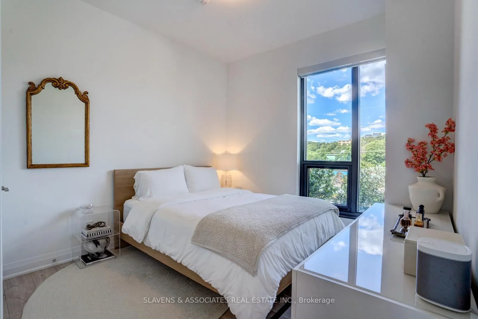 280 Howland Avenue, #428