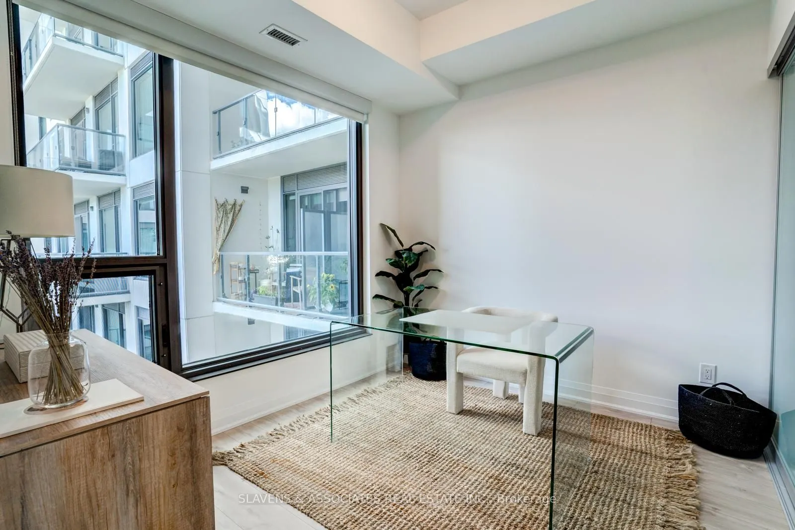 280 Howland Avenue, #428