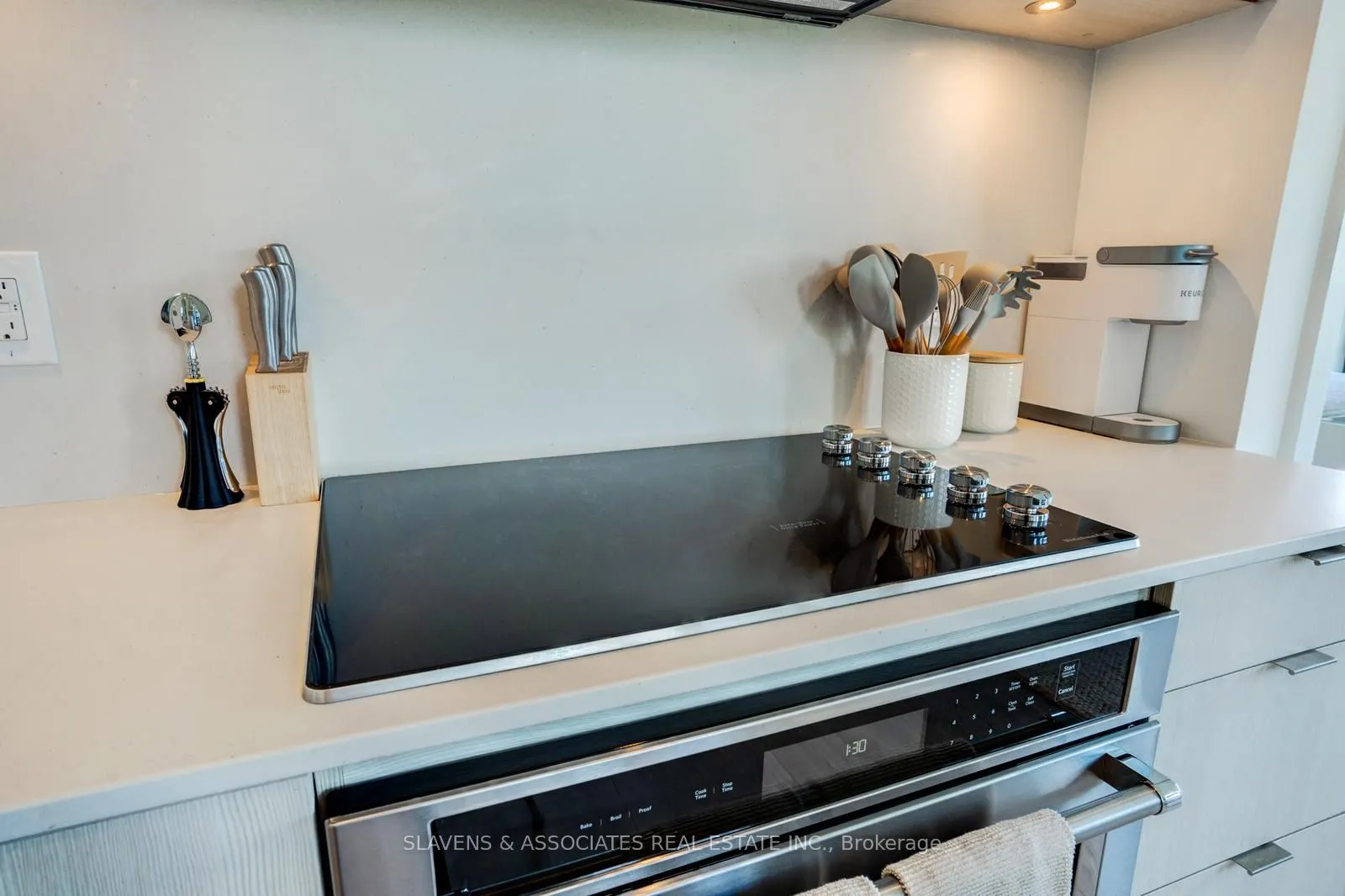280 Howland Avenue, #428