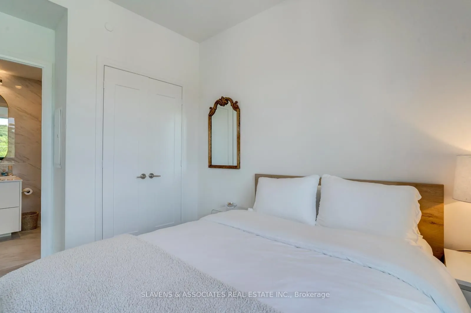 280 Howland Avenue, #428