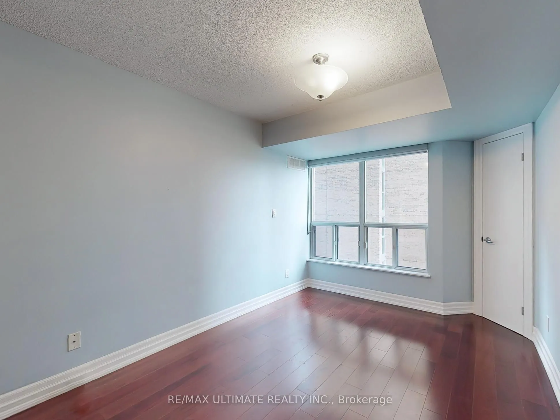 300 Bloor Street E