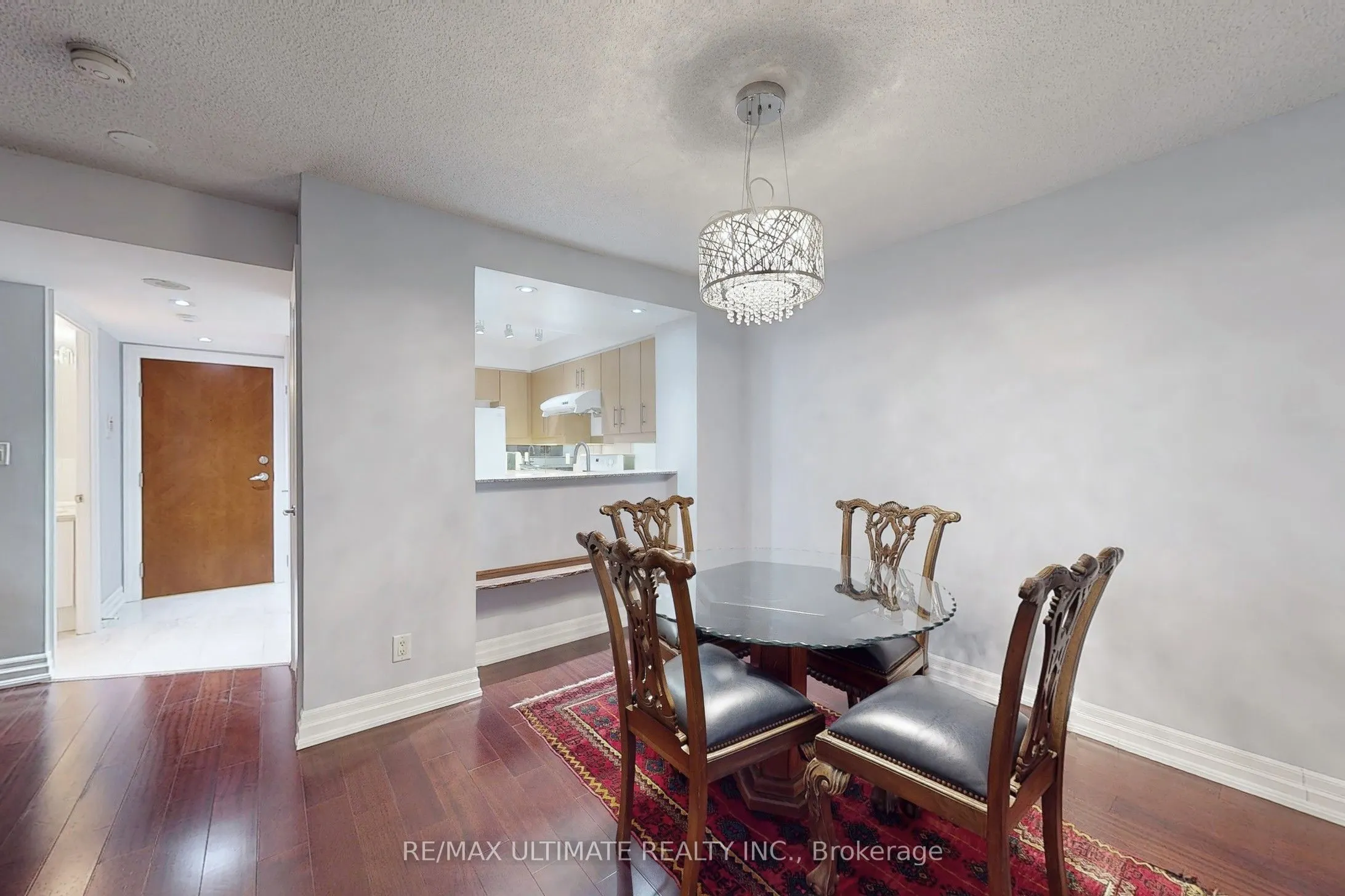 300 Bloor Street E, #1113