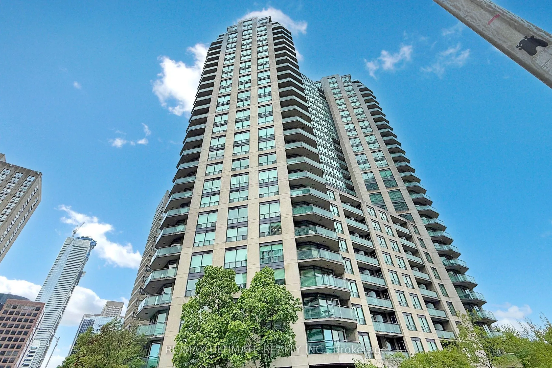 300 Bloor Street E, #1113
