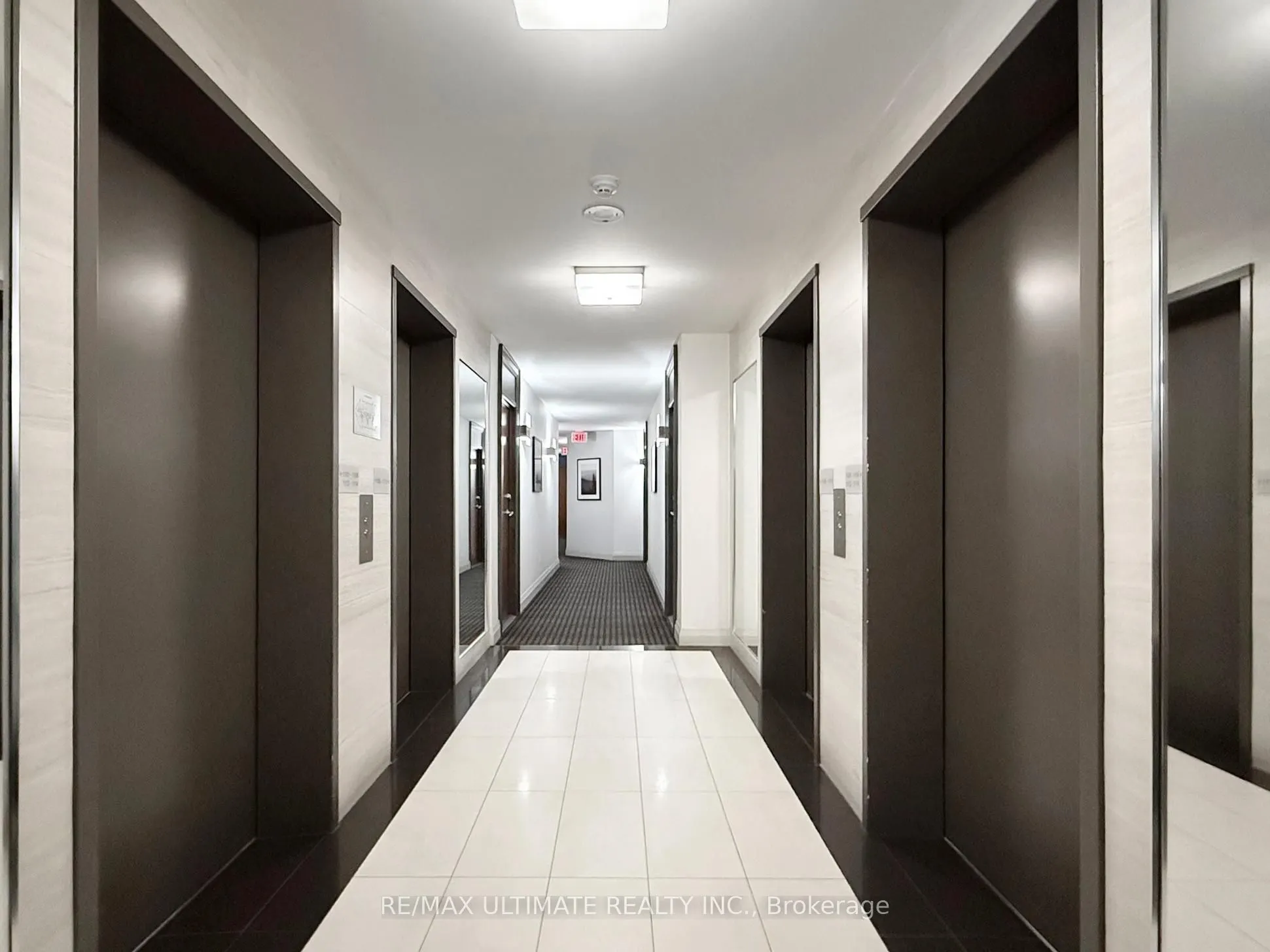 300 Bloor Street E