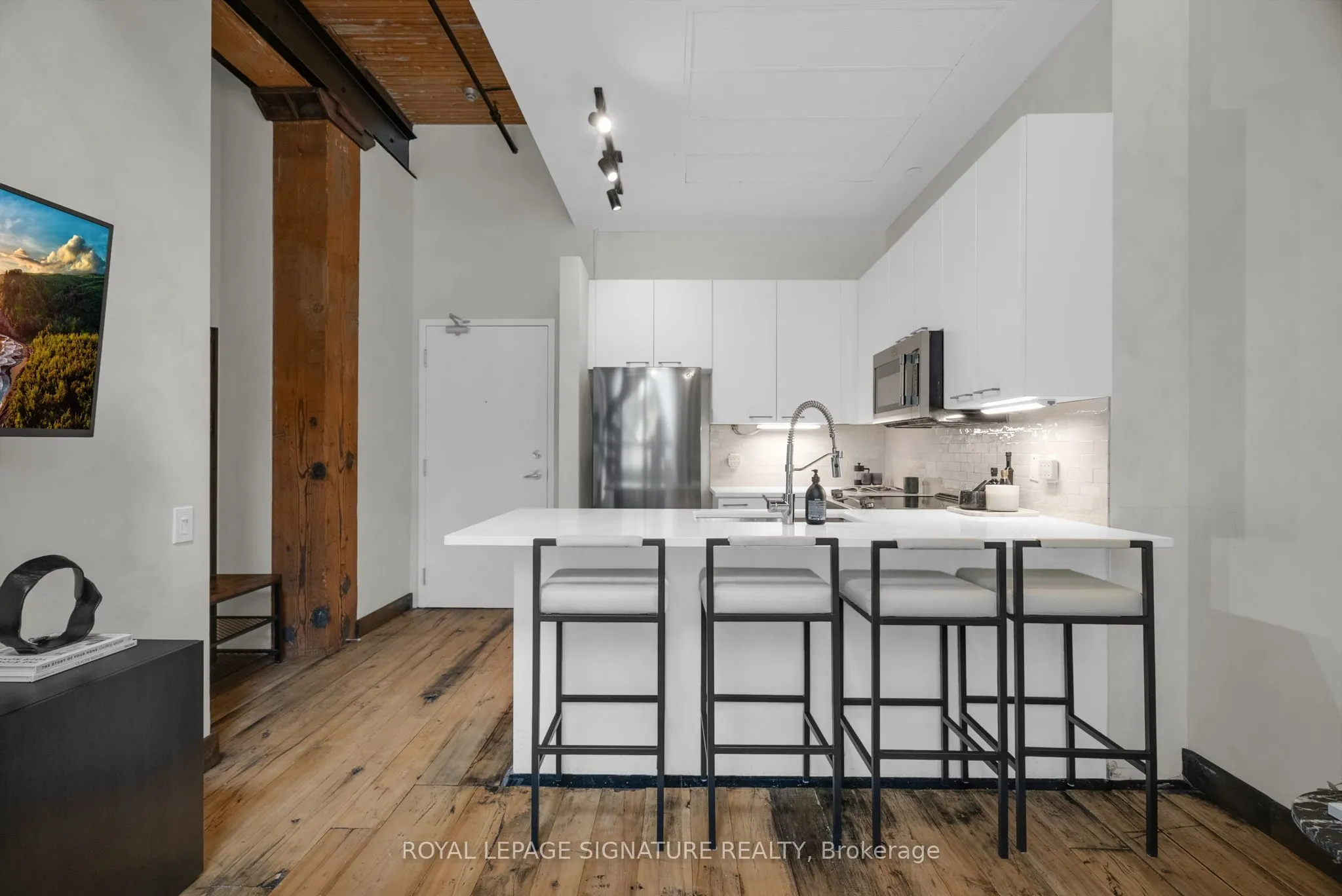 781 King Street W, #206