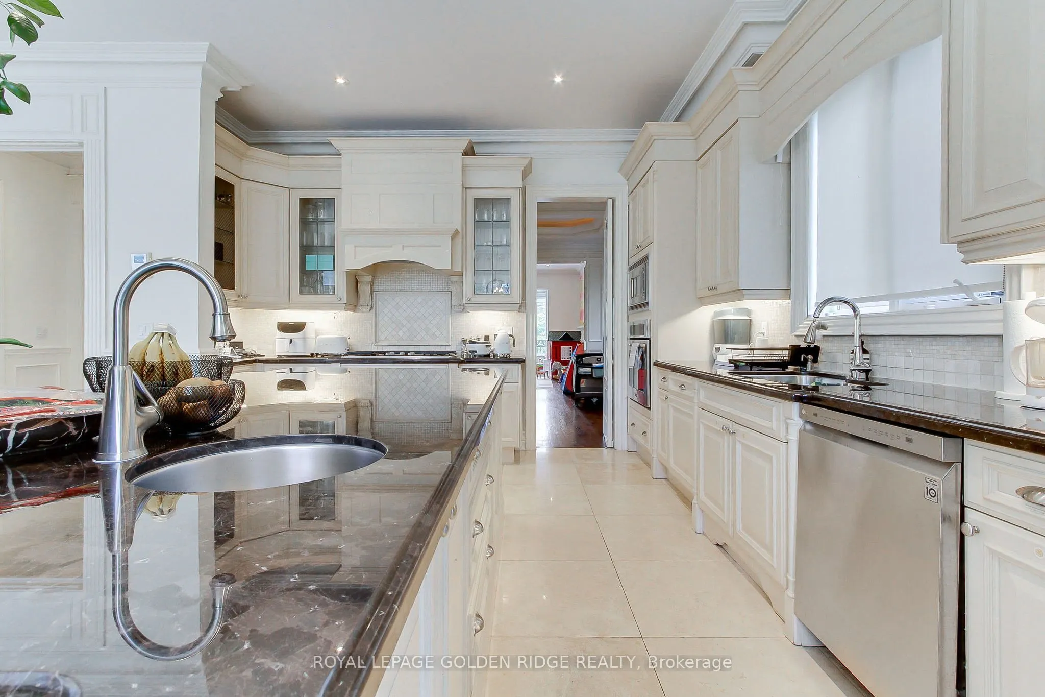 99 Bannockburn Avenue