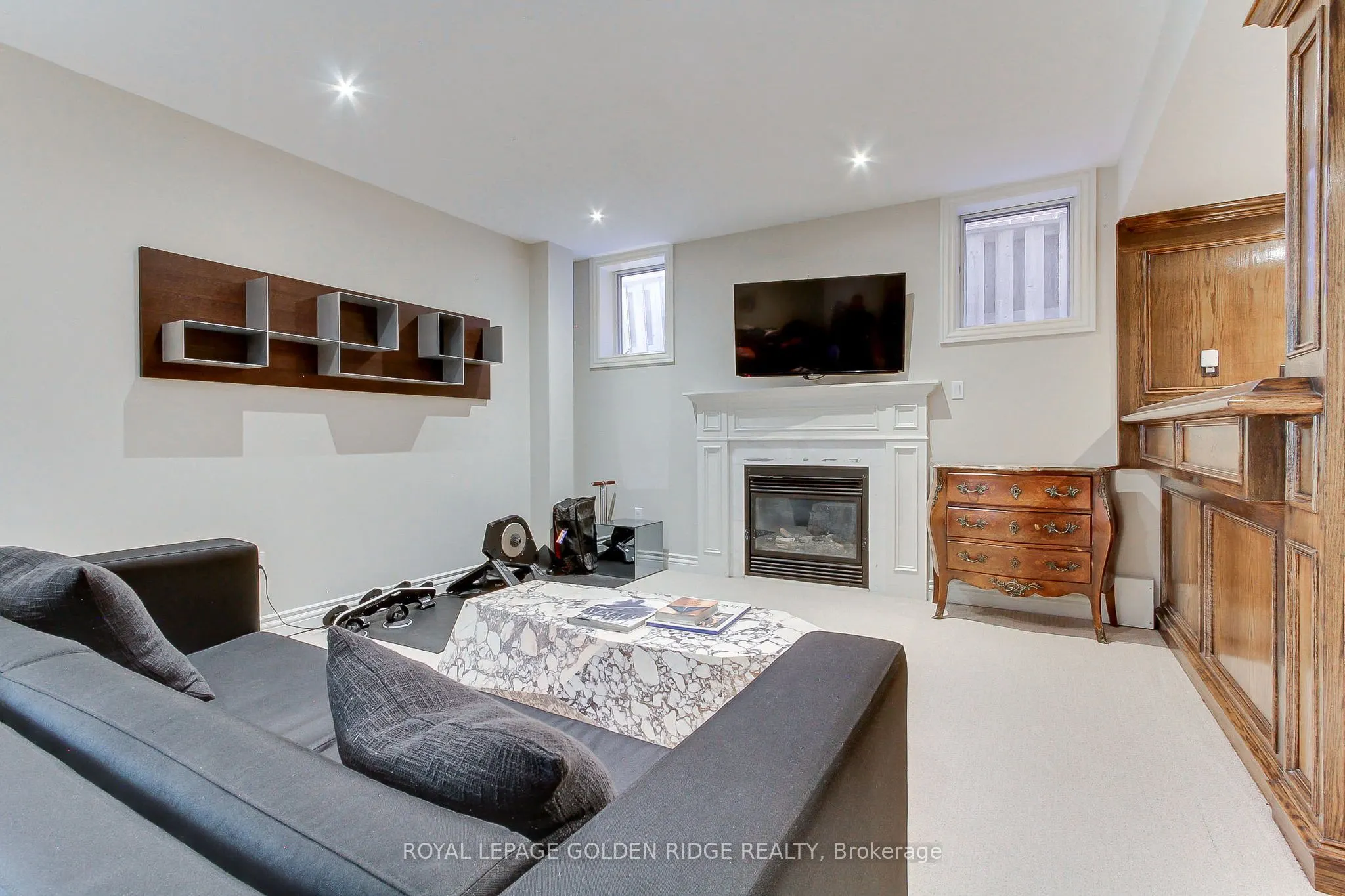 99 Bannockburn Avenue