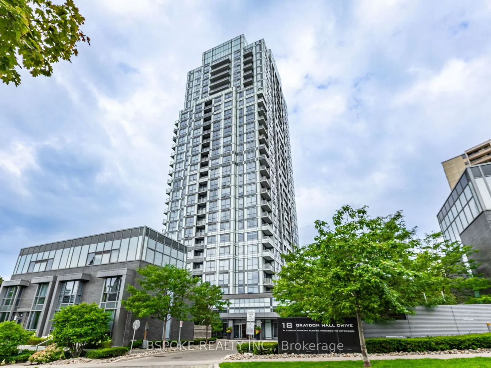 18 Graydon Hall Drive, #1701