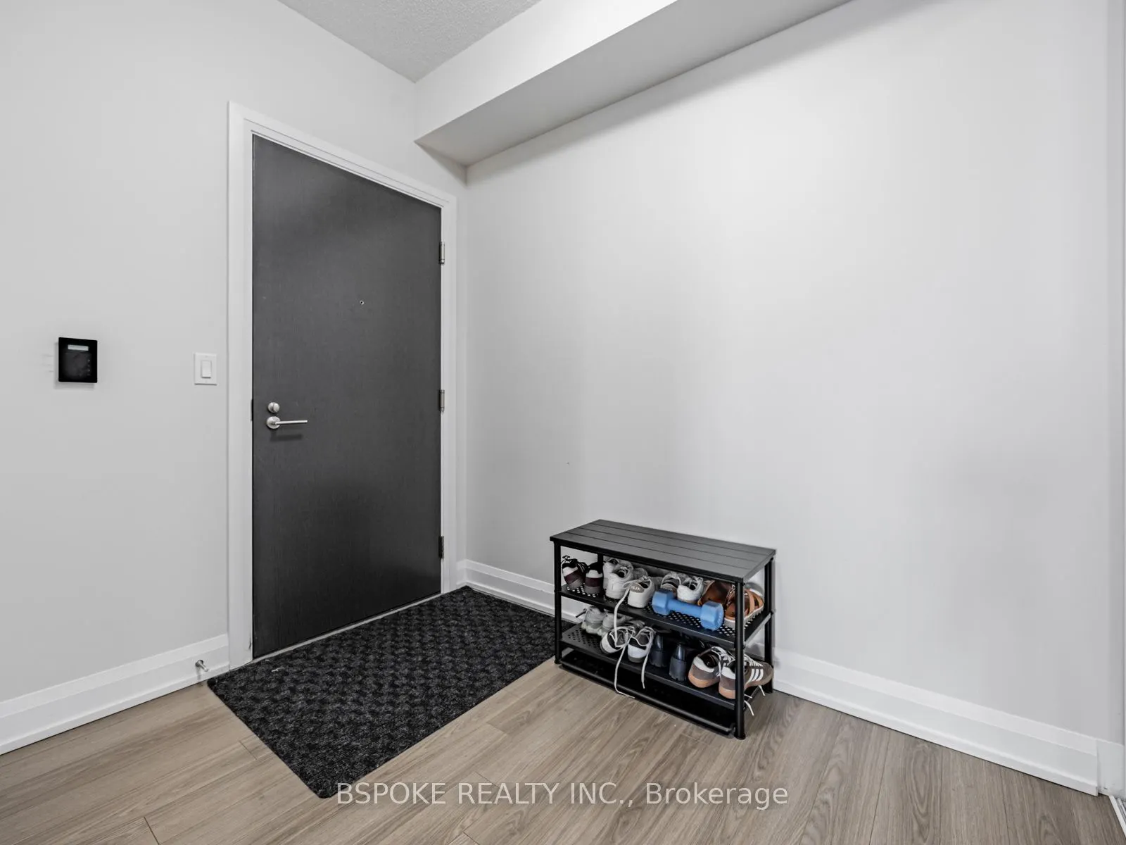 18 Graydon Hall Drive, #1701