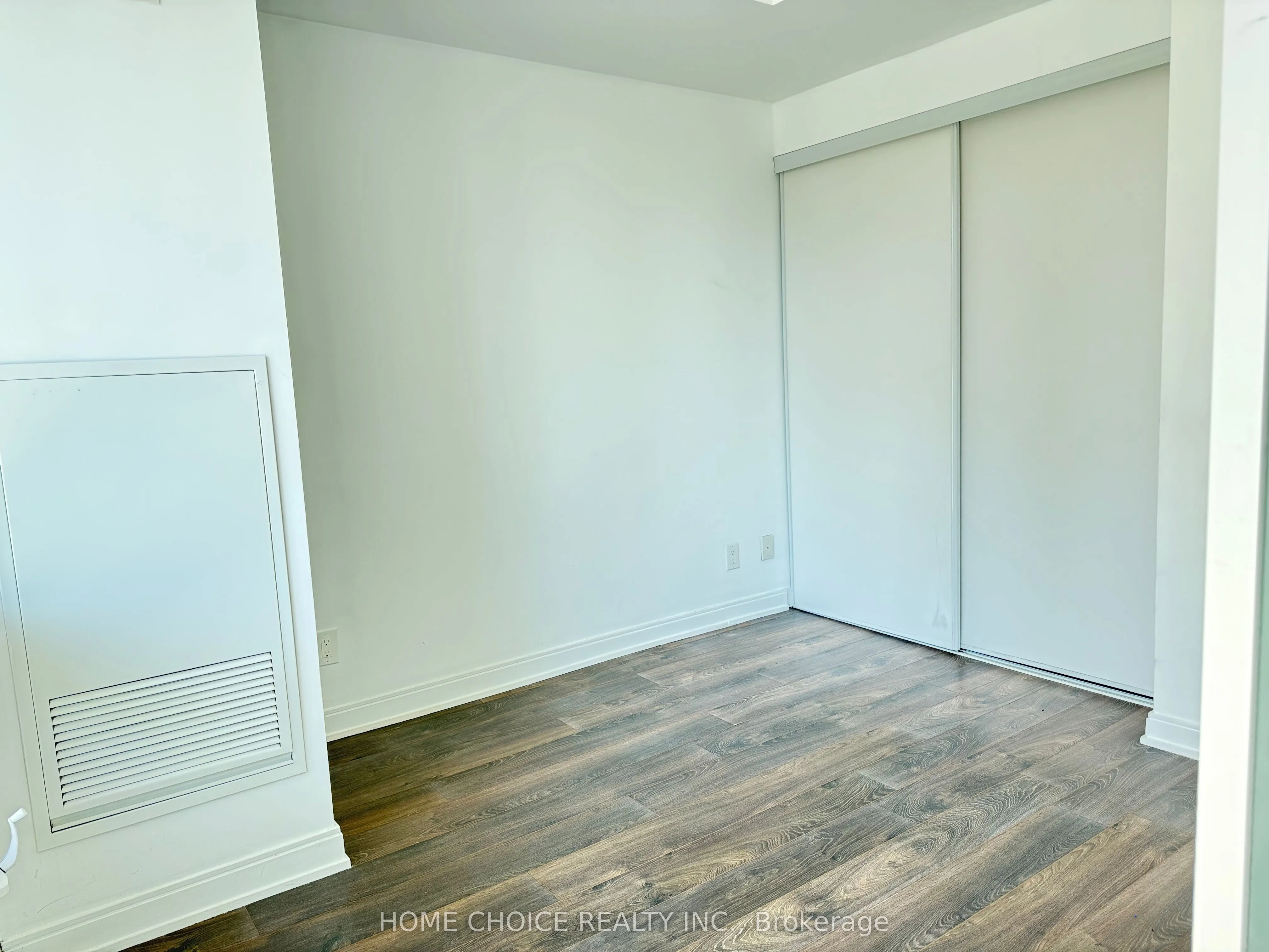 42 Charles Street E, #1405
