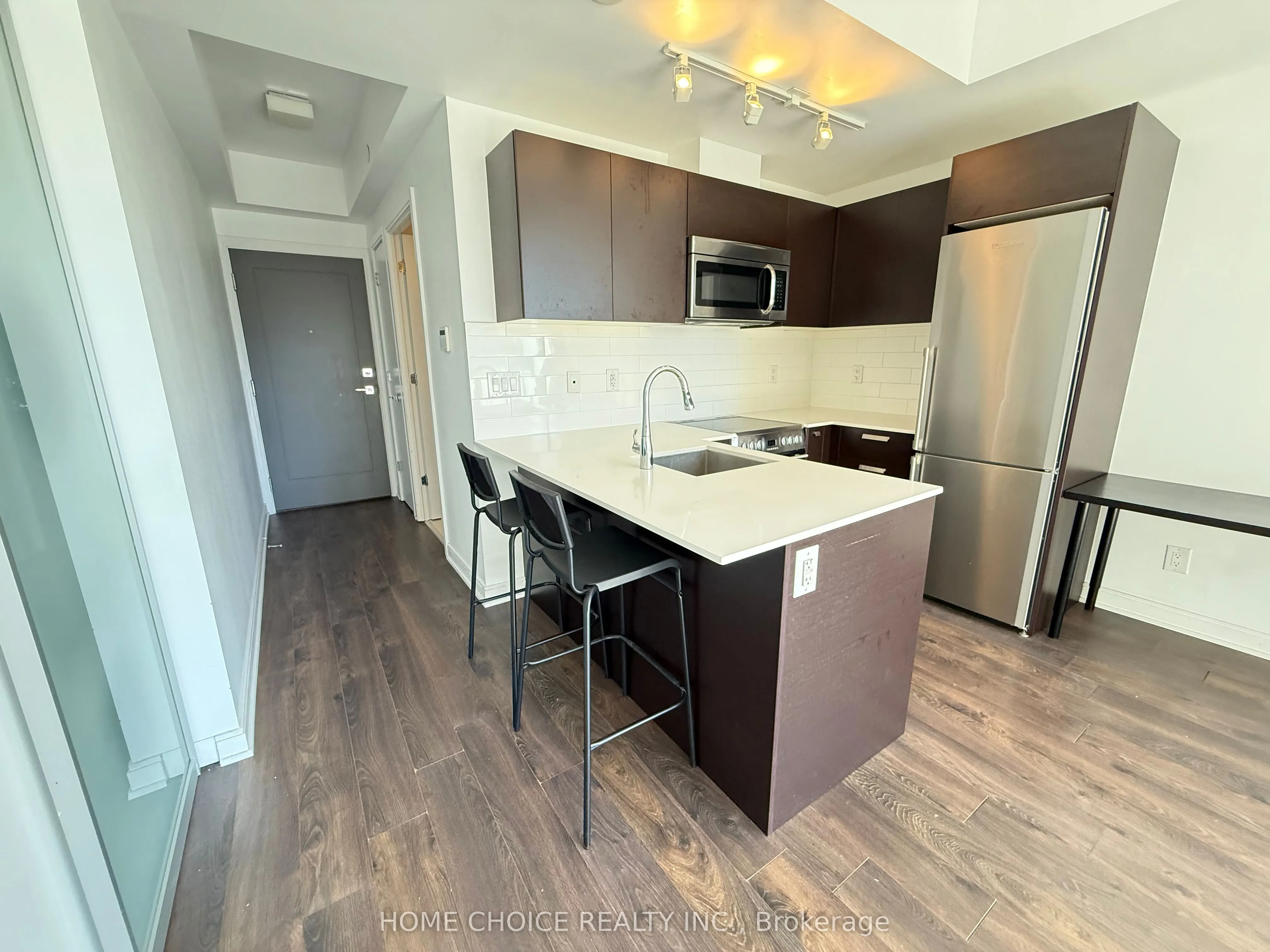 42 Charles Street E, #1405