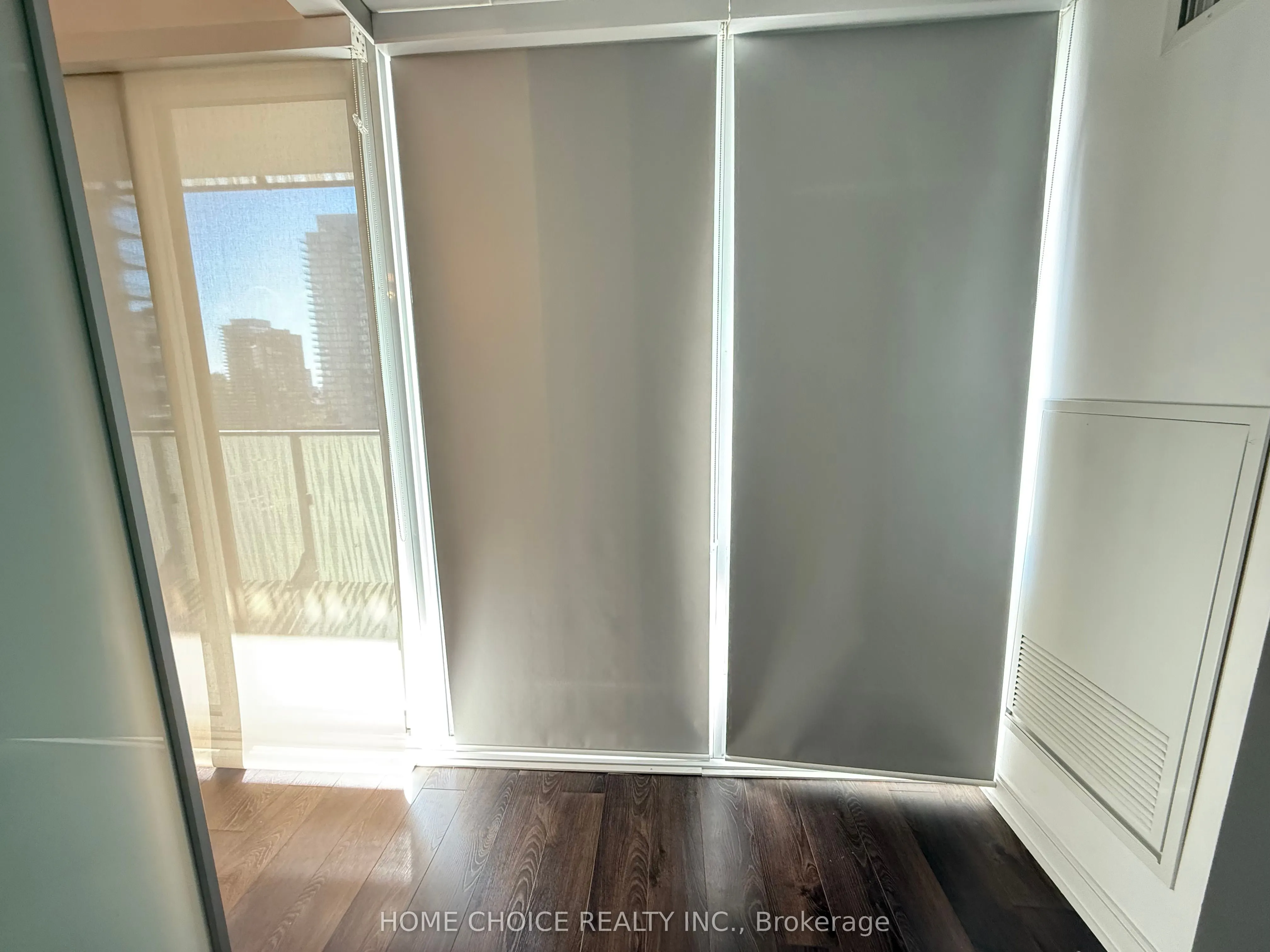 42 Charles Street E, #1405
