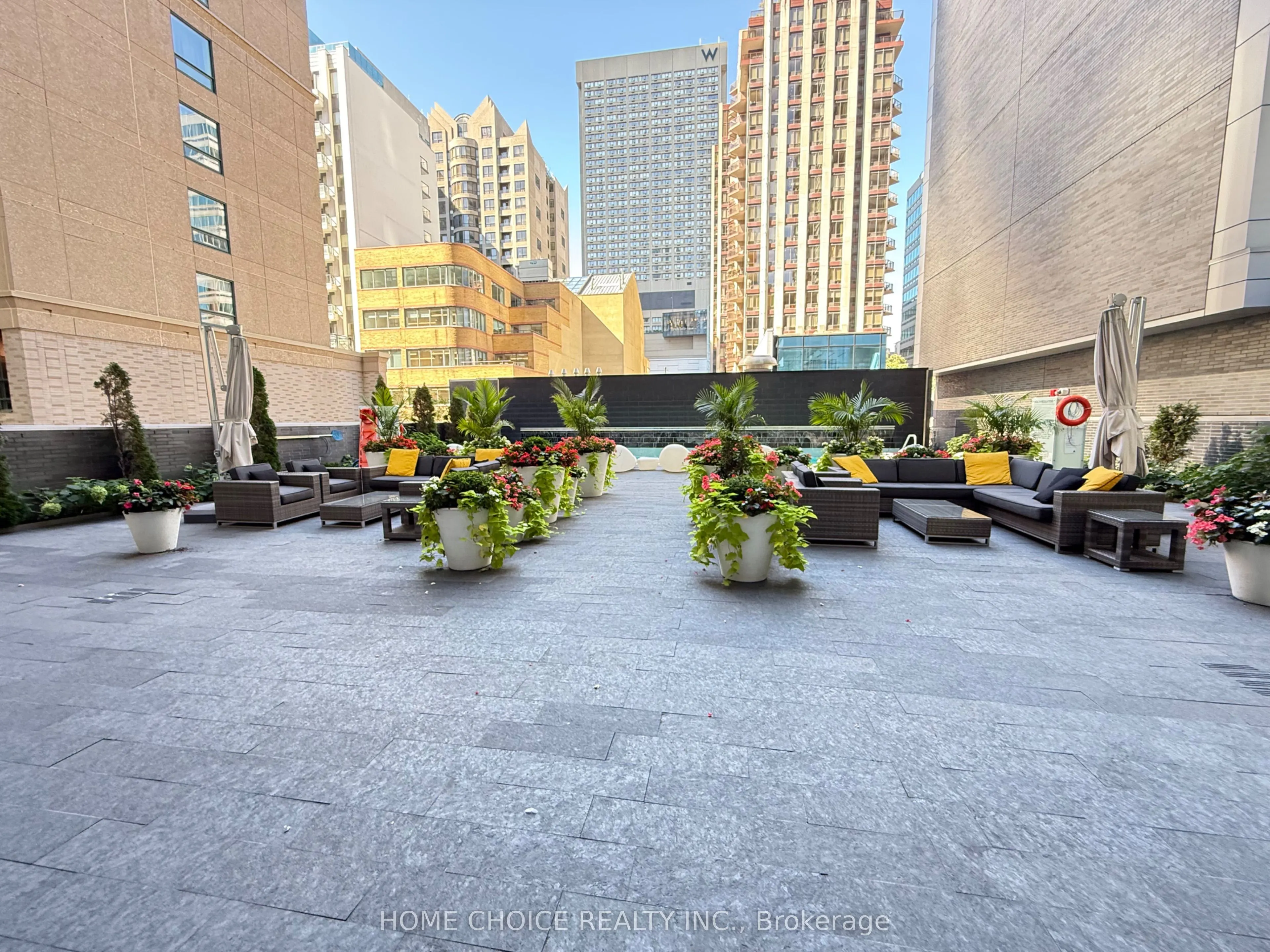42 Charles Street E, #1405