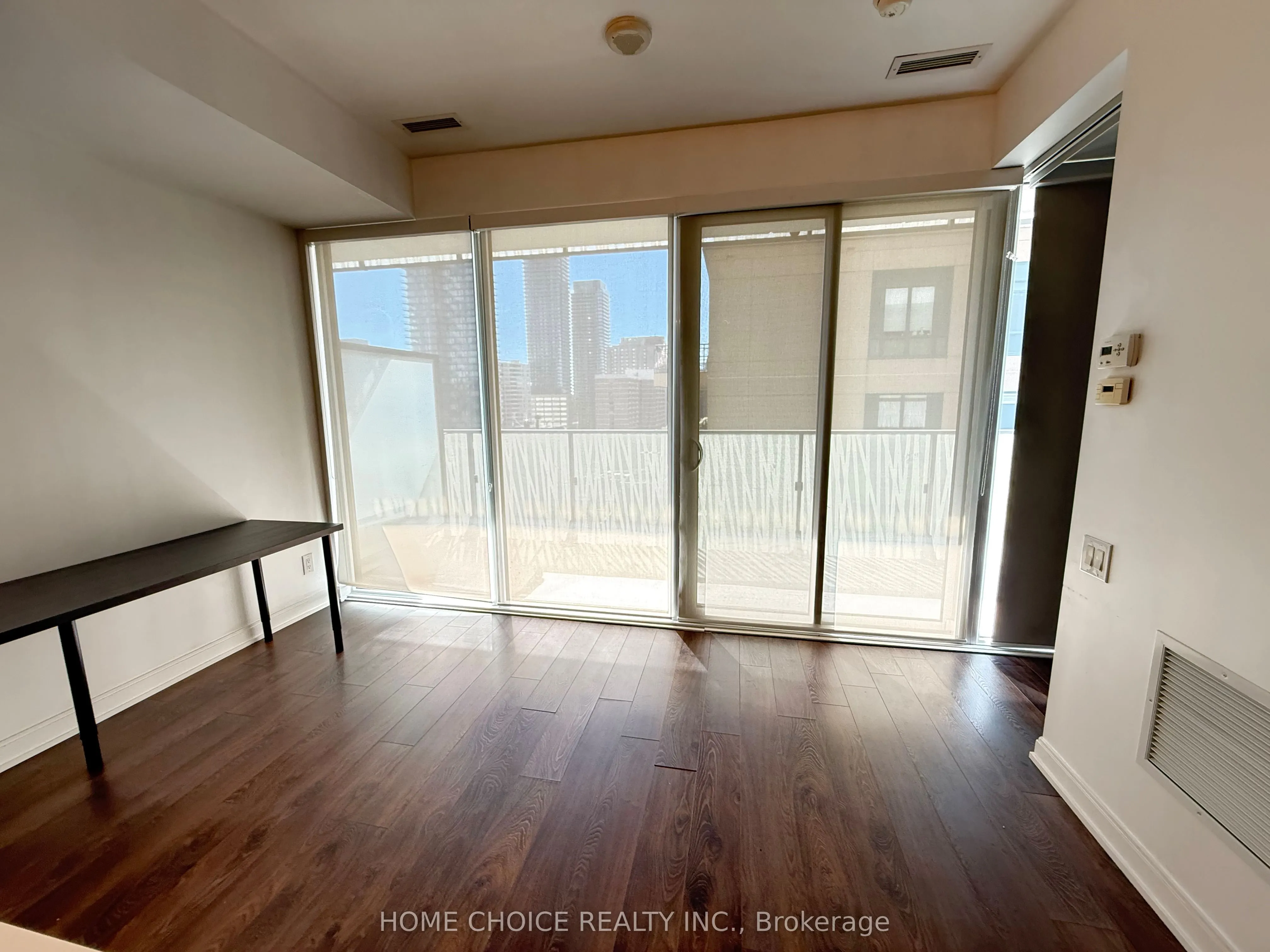 42 Charles Street E, #1405