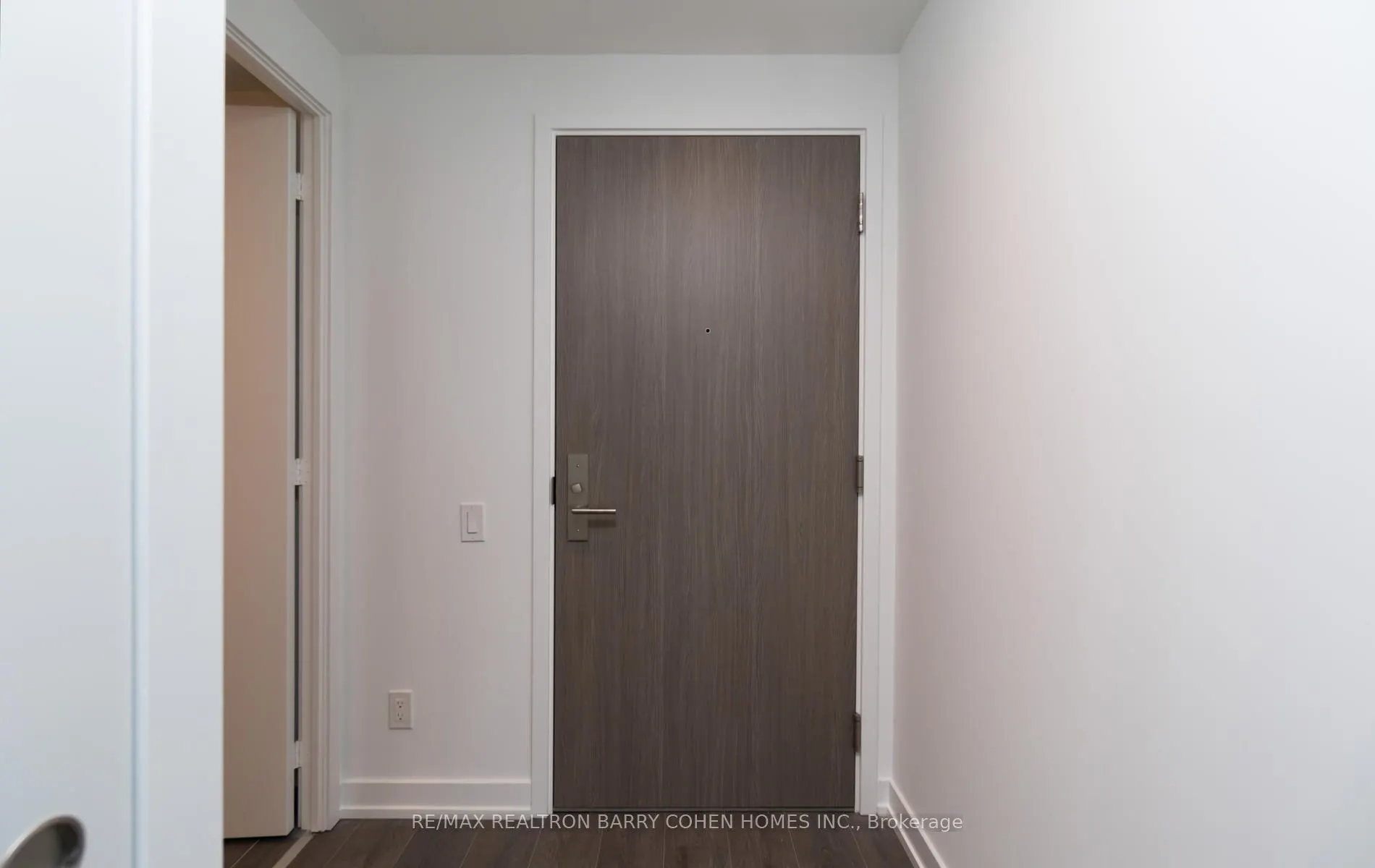 161 Roehampton Avenue, #1807
