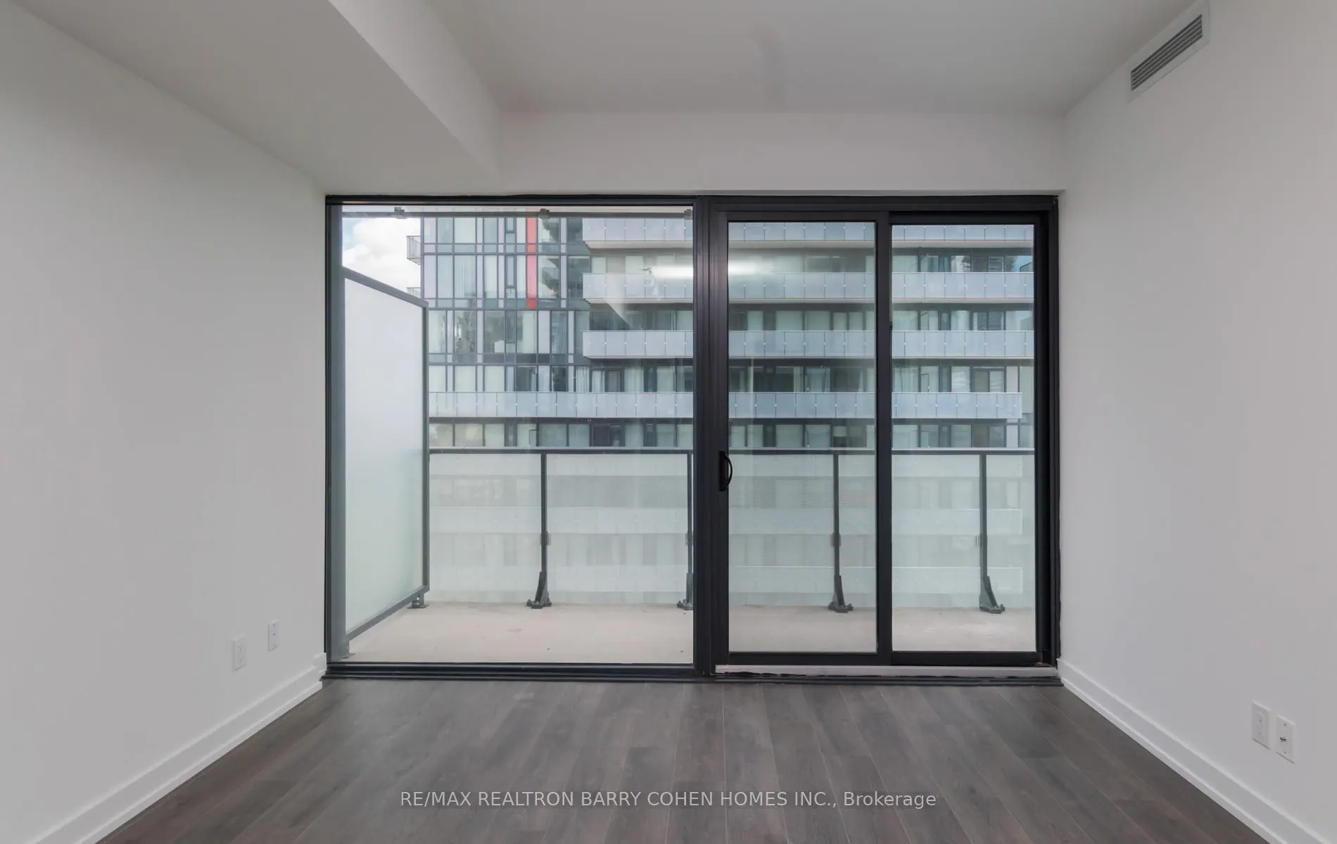 161 Roehampton Avenue, #1807